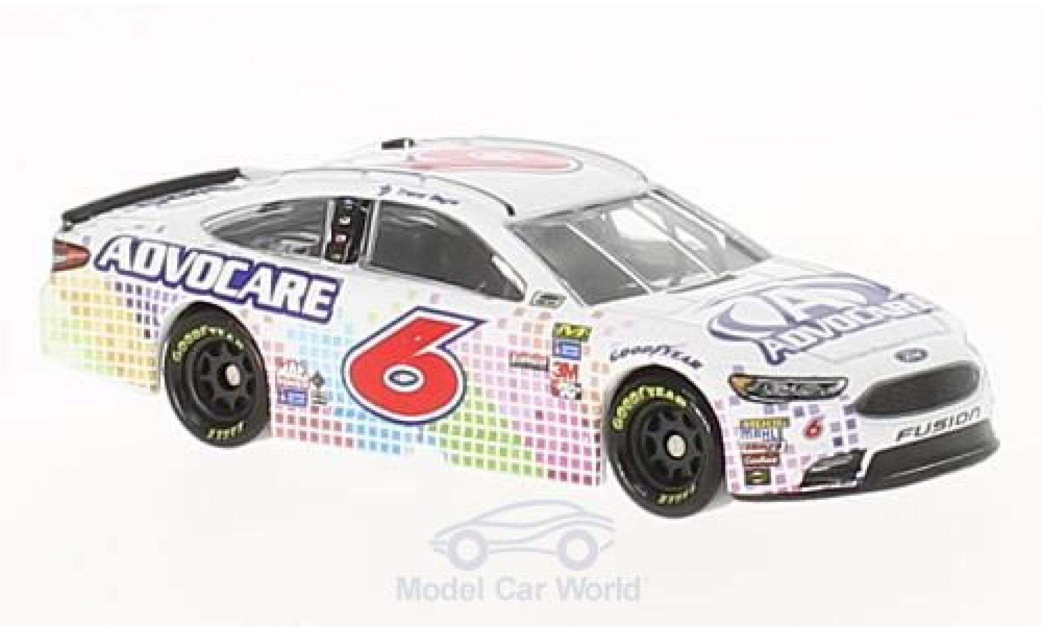 Ford Fusion 1/64 Lionel Racing No.6 Roush Fenway Racing Advocare Nascar 2017 T.Bayne modelauto