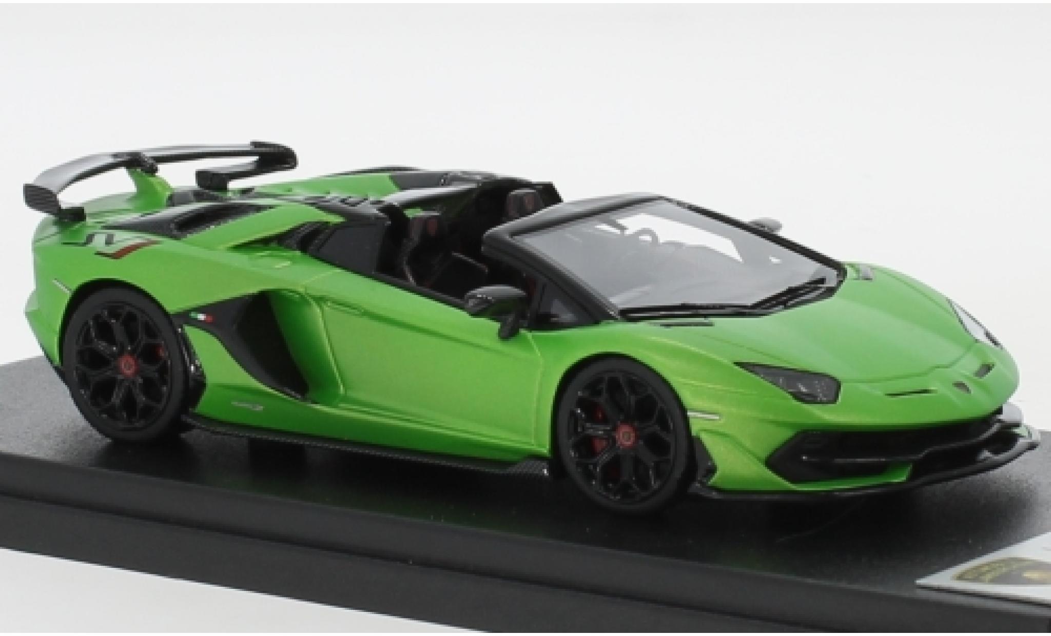 Lamborghini Aventador 1/43 Look Smart SVJ Roadster groen modelauto