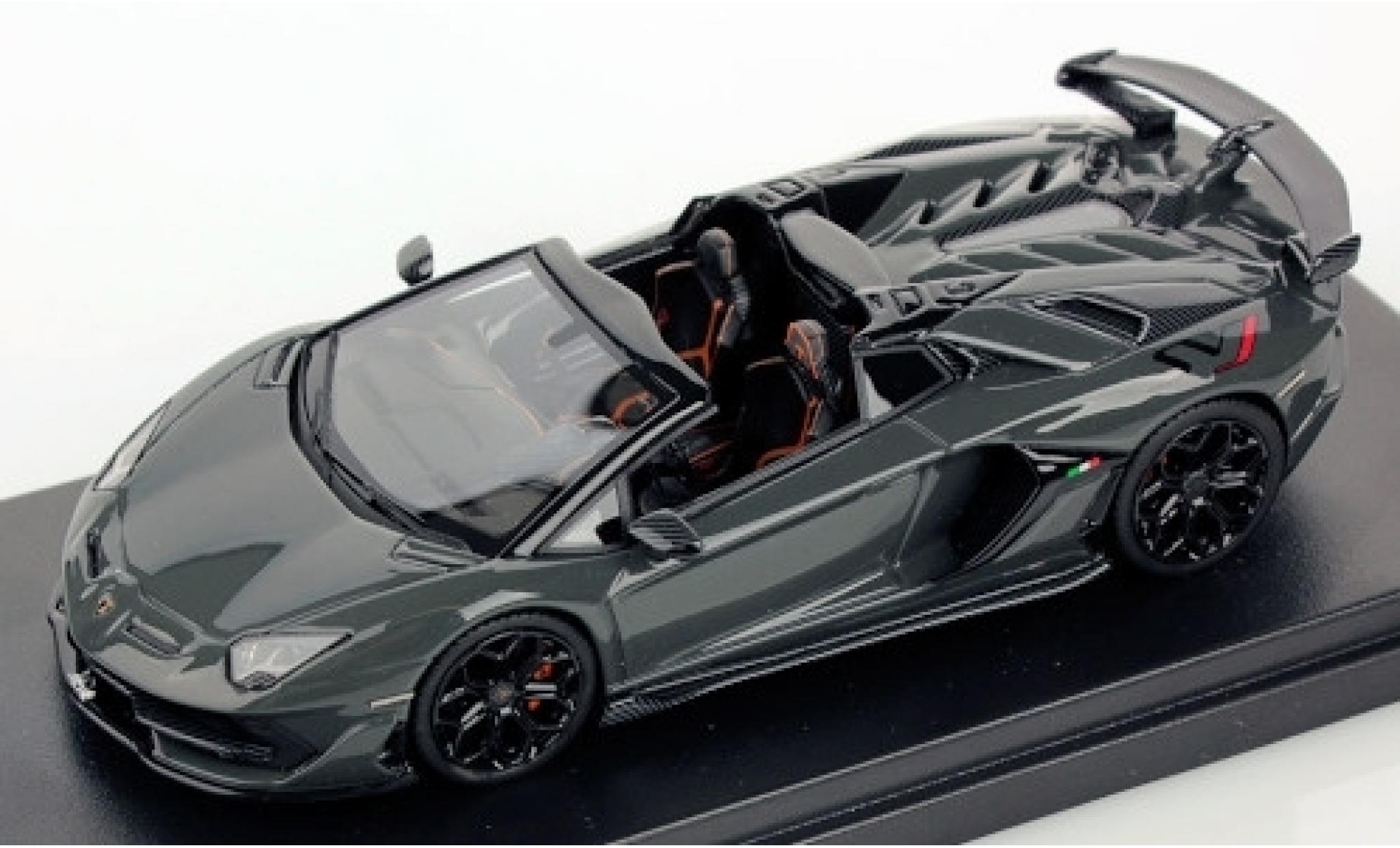 Lamborghini Aventador 1/43 Look Smart SVJ Roadster metallic grijs 2019 modelauto