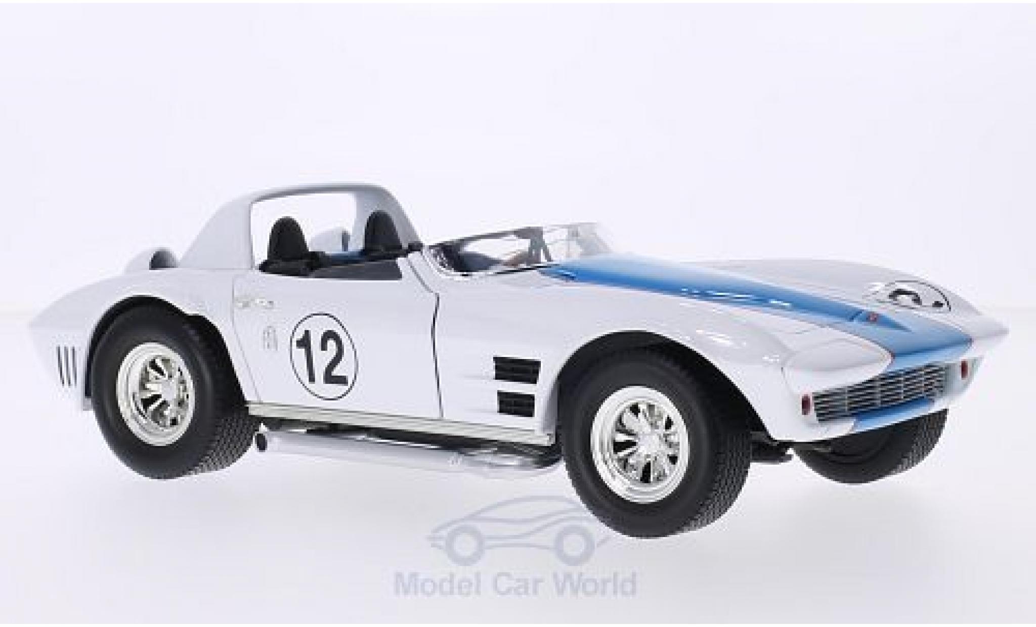 Chevrolet Corvette 1/18 Lucky Die Cast Grand Sport Roadster No.12 1964 modelauto