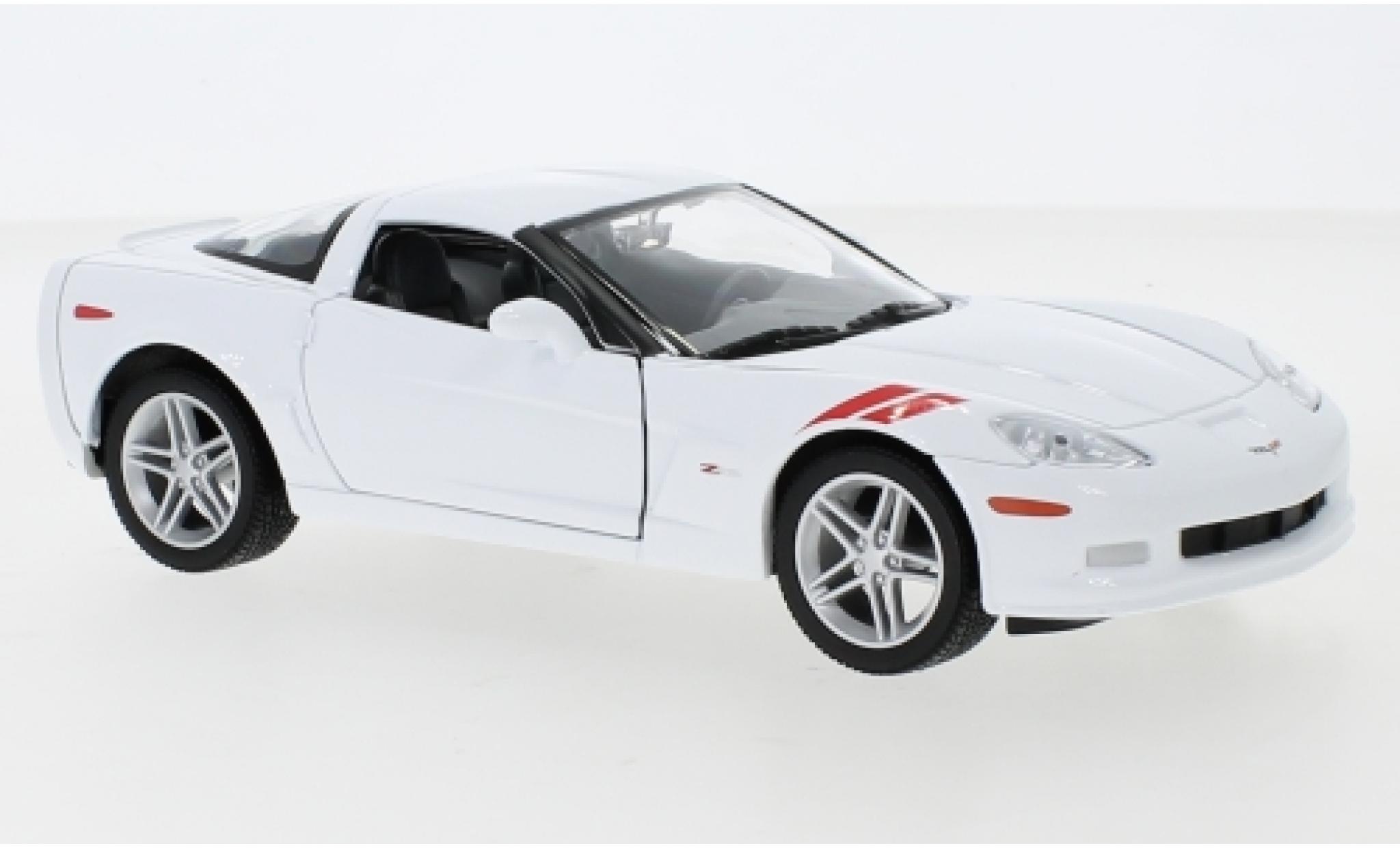 Chevrolet Corvette 1/24 Lucky Die Cast Z06 (C6) wit/Dekor 2007 modelauto