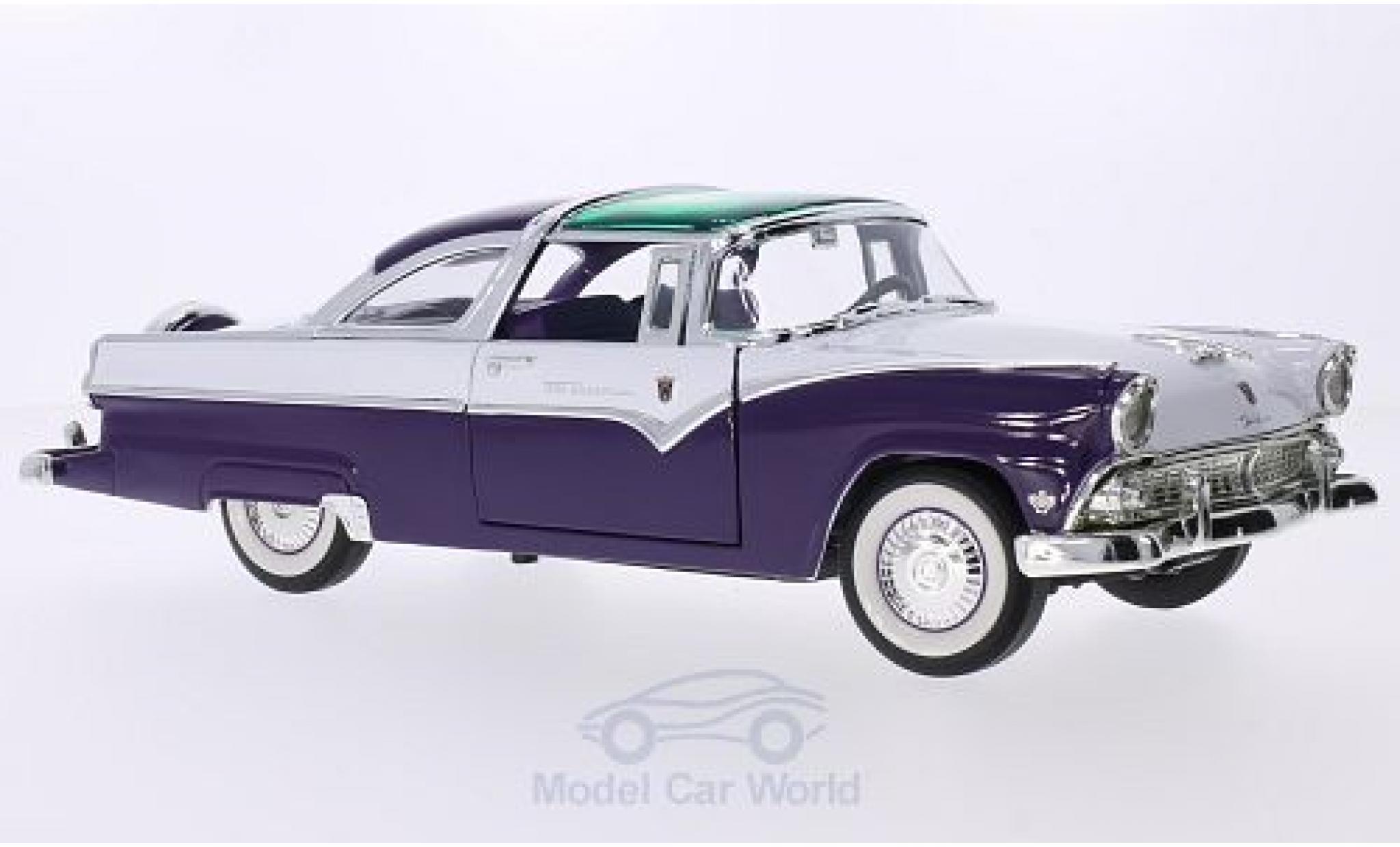 Ford Crown 1/18 Lucky Die Cast Victoria paarsee/wit 1955 modelauto