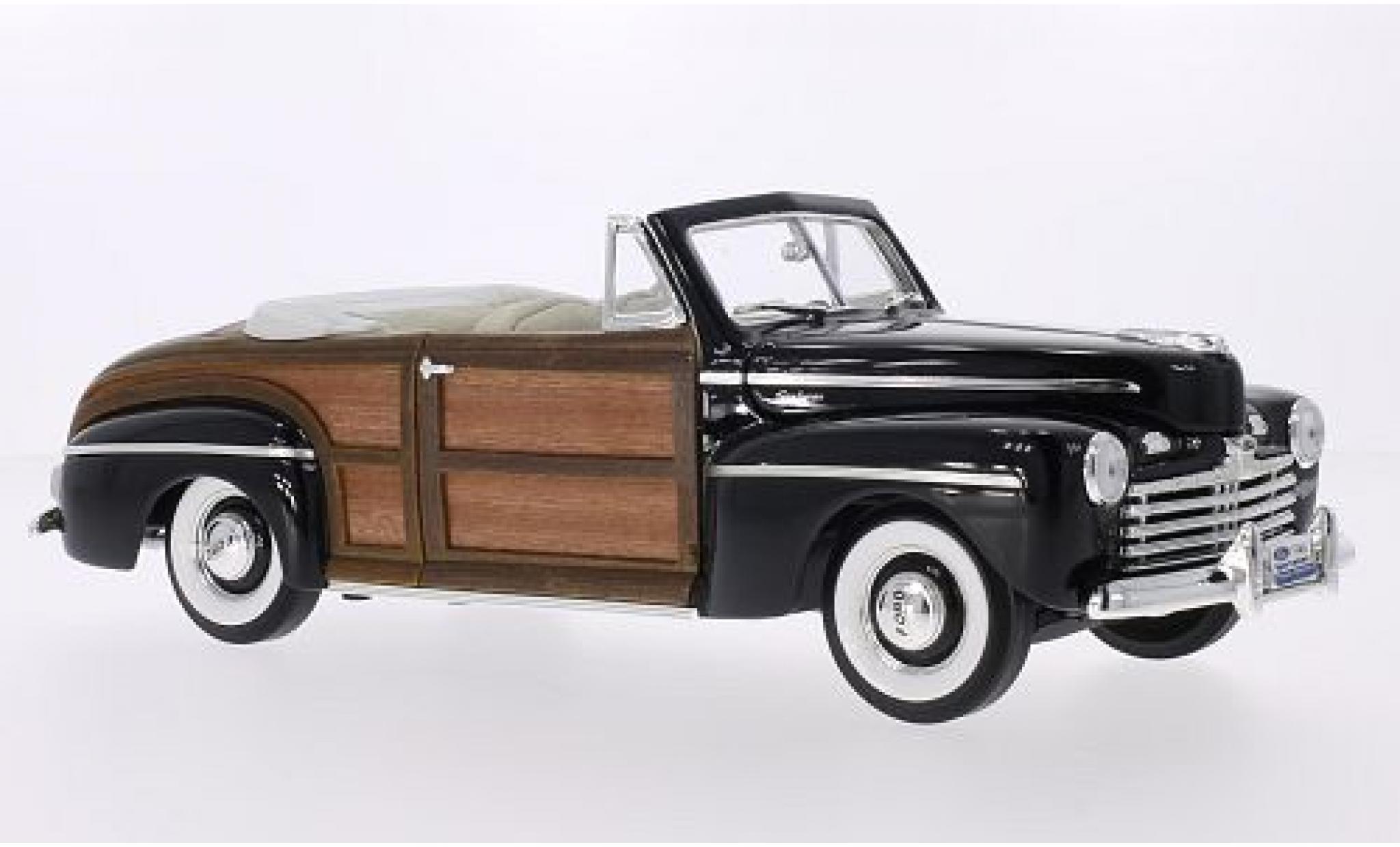 Ford Super Deluxe 1/18 Lucky Die Cast Sportsman Cabriolet zwart/Holzoptik 1946 Sofftop liegt bei mit Wildledersitzen modelauto