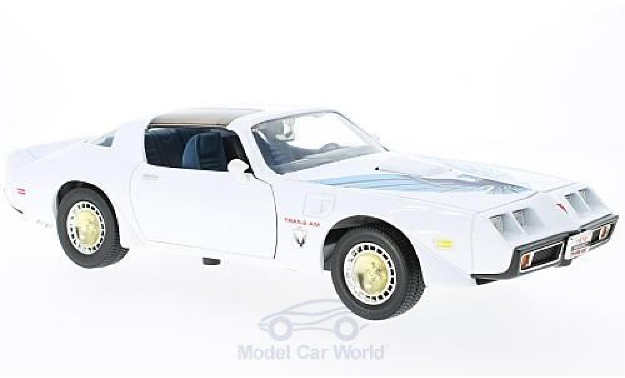 Pontiac Firebird 1/18 Lucky Die Cast Trans Am wit/Dekor modelauto