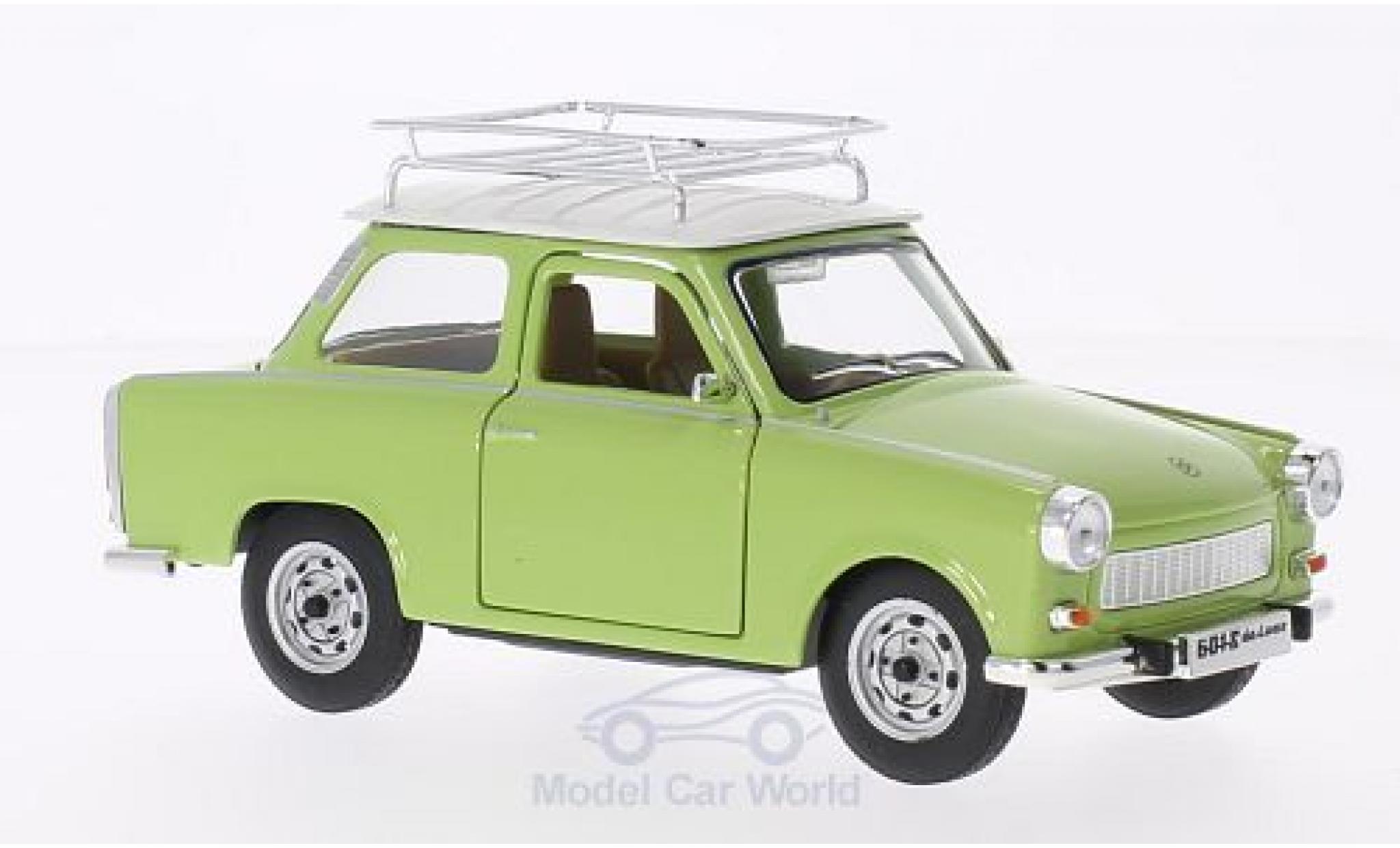 Trabant 601 1/18 Lucky Die Cast S Deluxe mit Dachgep&auml;cktr&auml;ger groen/wit modelauto