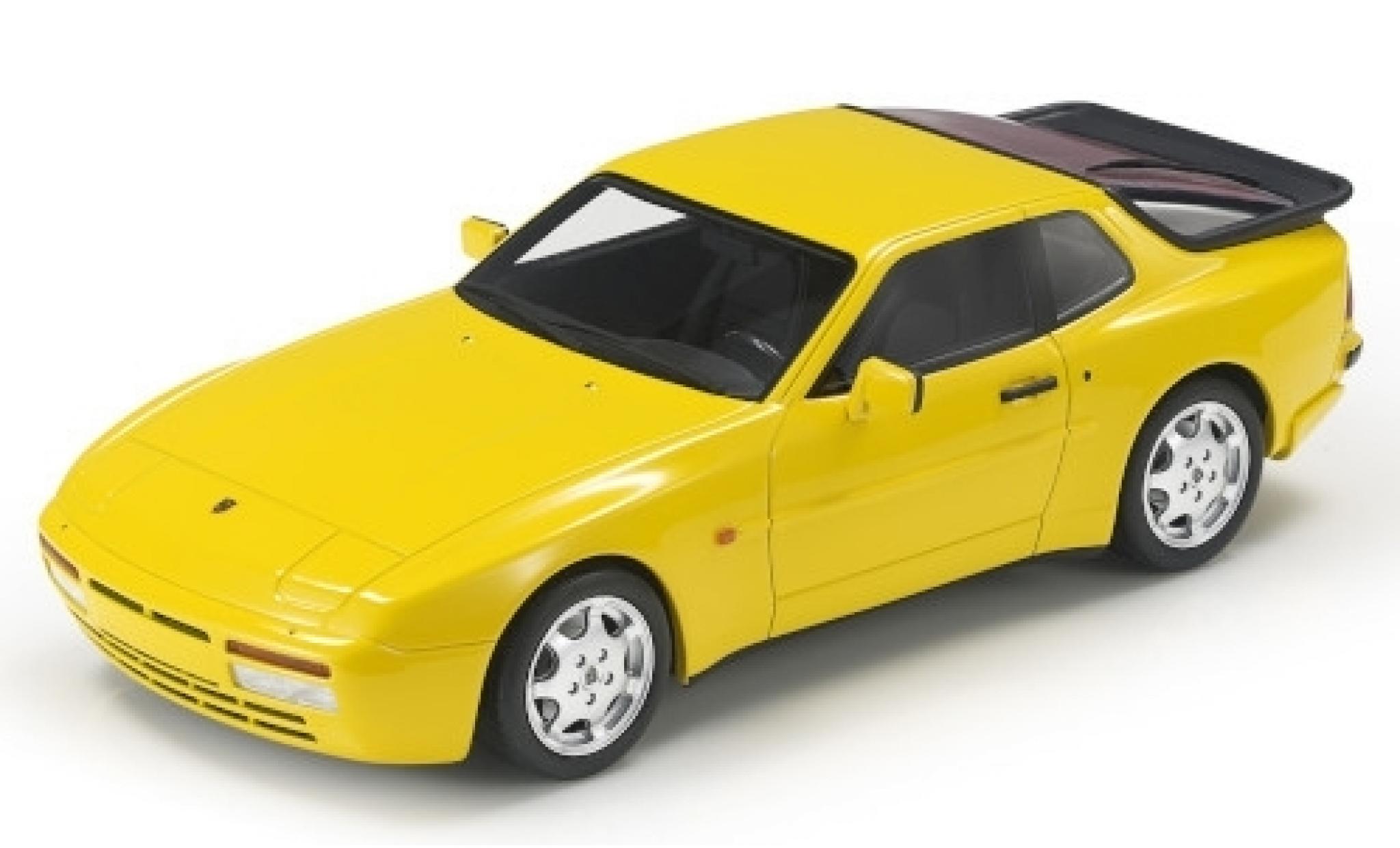 Porsche 944 1/18 Lucky Step Models Turbo S geel modelauto