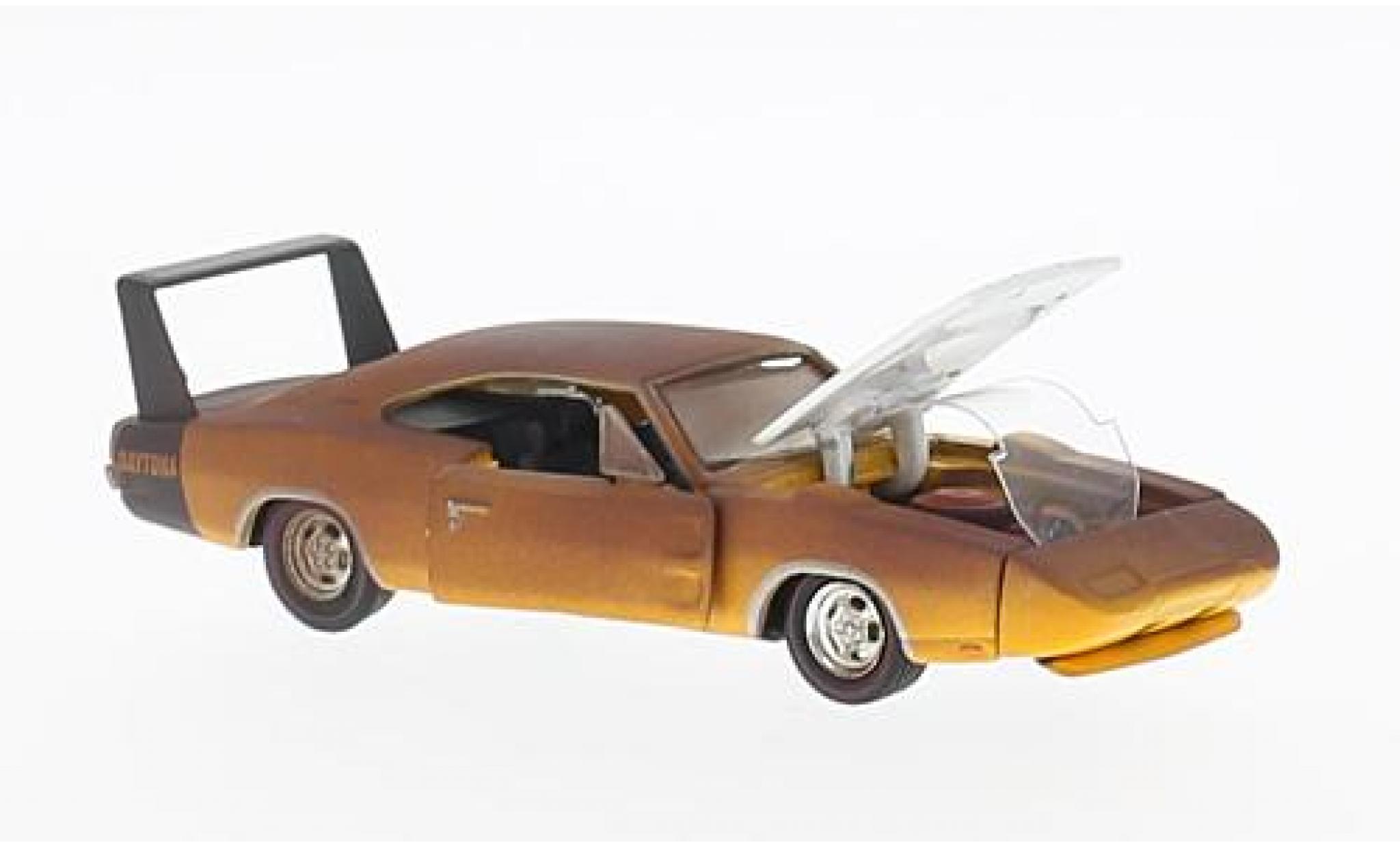 Dodge Charger 1/64 M2 Machines Daytona 440 1969 verrostet voiture Projects Release 40 modelauto