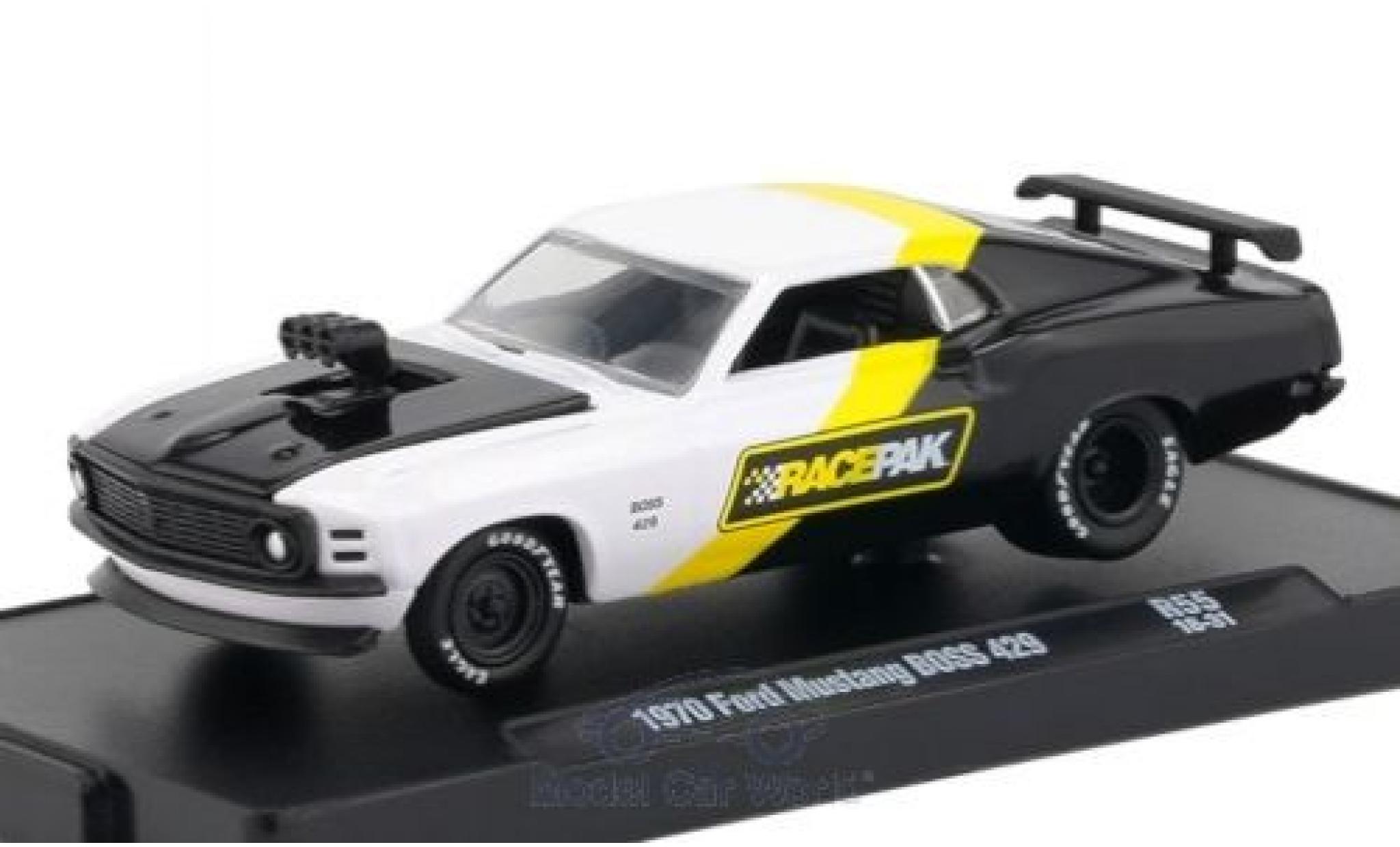 Ford Mustang 1970 1/64 M2 Machines Boss 429 wit/zwart 1970 modelauto