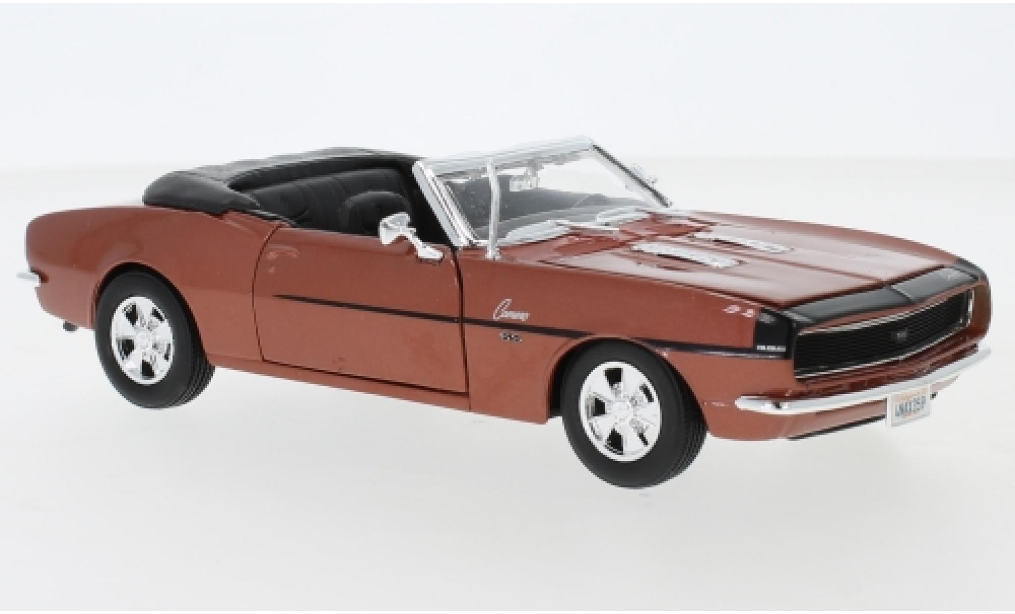 Chevrolet Camaro 1/24 Maisto SS 396 Cabriolet metallic bronze 1968 modelauto