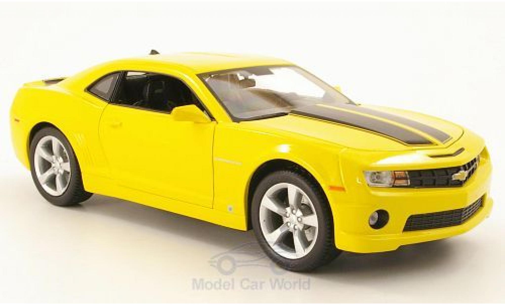 Chevrolet Camaro RS 1/18 Maisto SS RS geel 2010 mit zwarten Streifen modelauto
