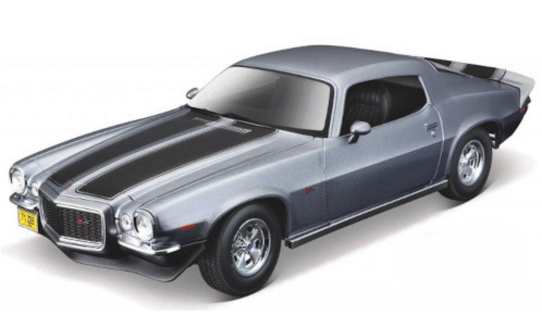 Chevrolet Camaro 1/18 Maisto Z28 grijs/zwart 1971 modelauto