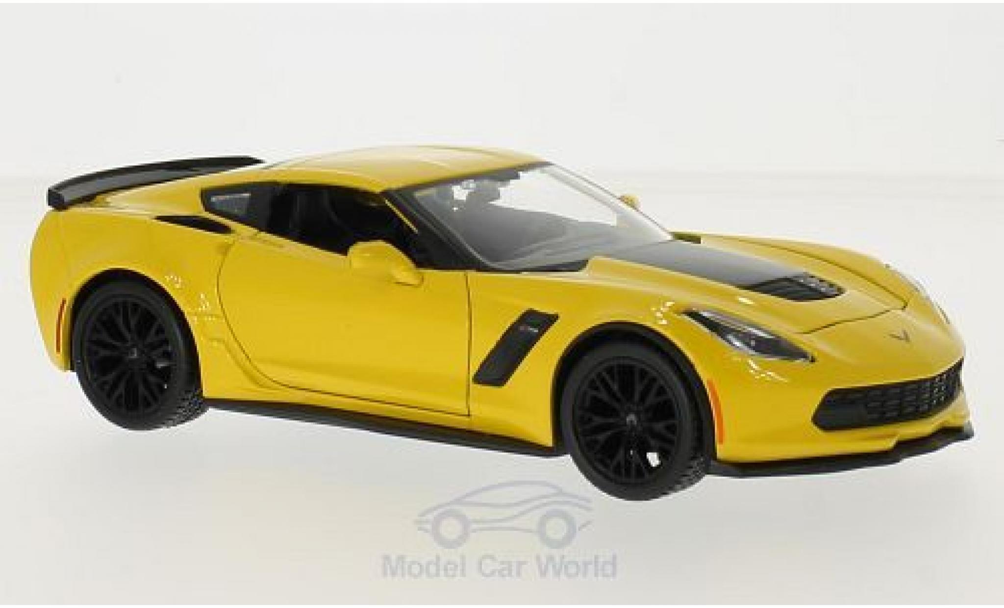 Chevrolet Corvette C7 1/24 Maisto Z06 geel 2015 modelauto