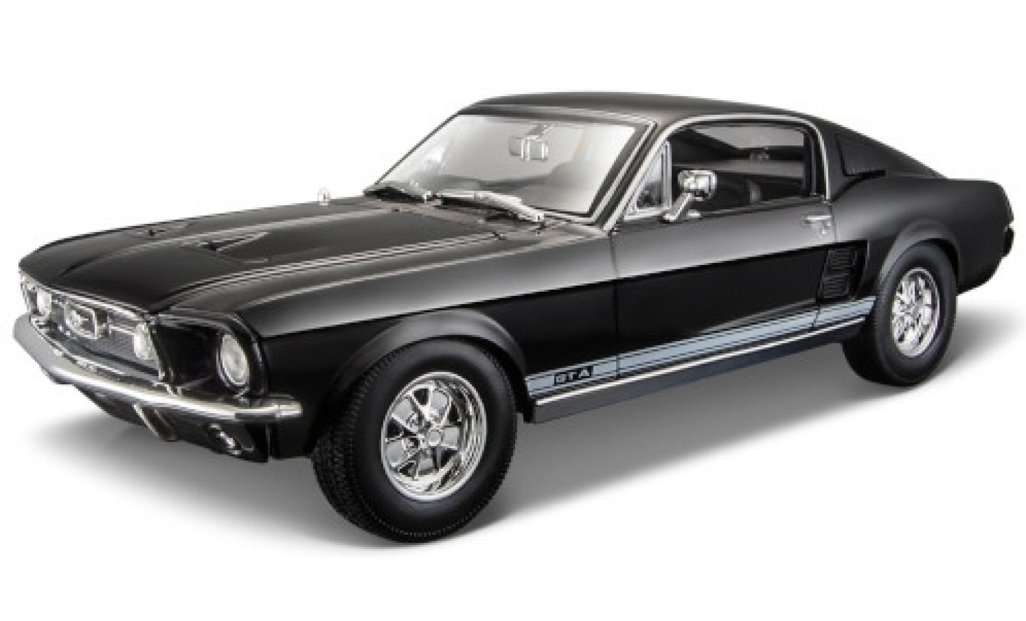 Ford Mustang 1/18 Maisto GTA Fastback zwart 1967 modelauto
