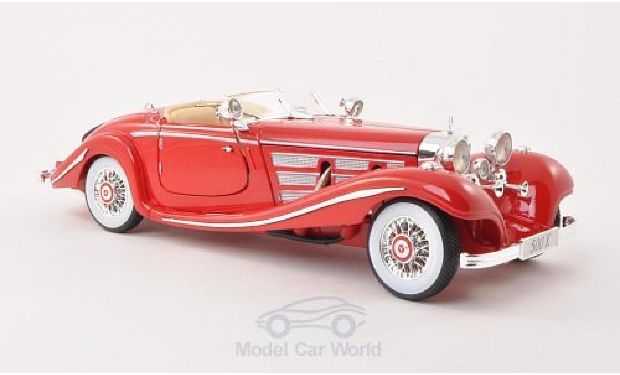 Mercedes 500 1/18 Maisto K rood 1936 modelauto