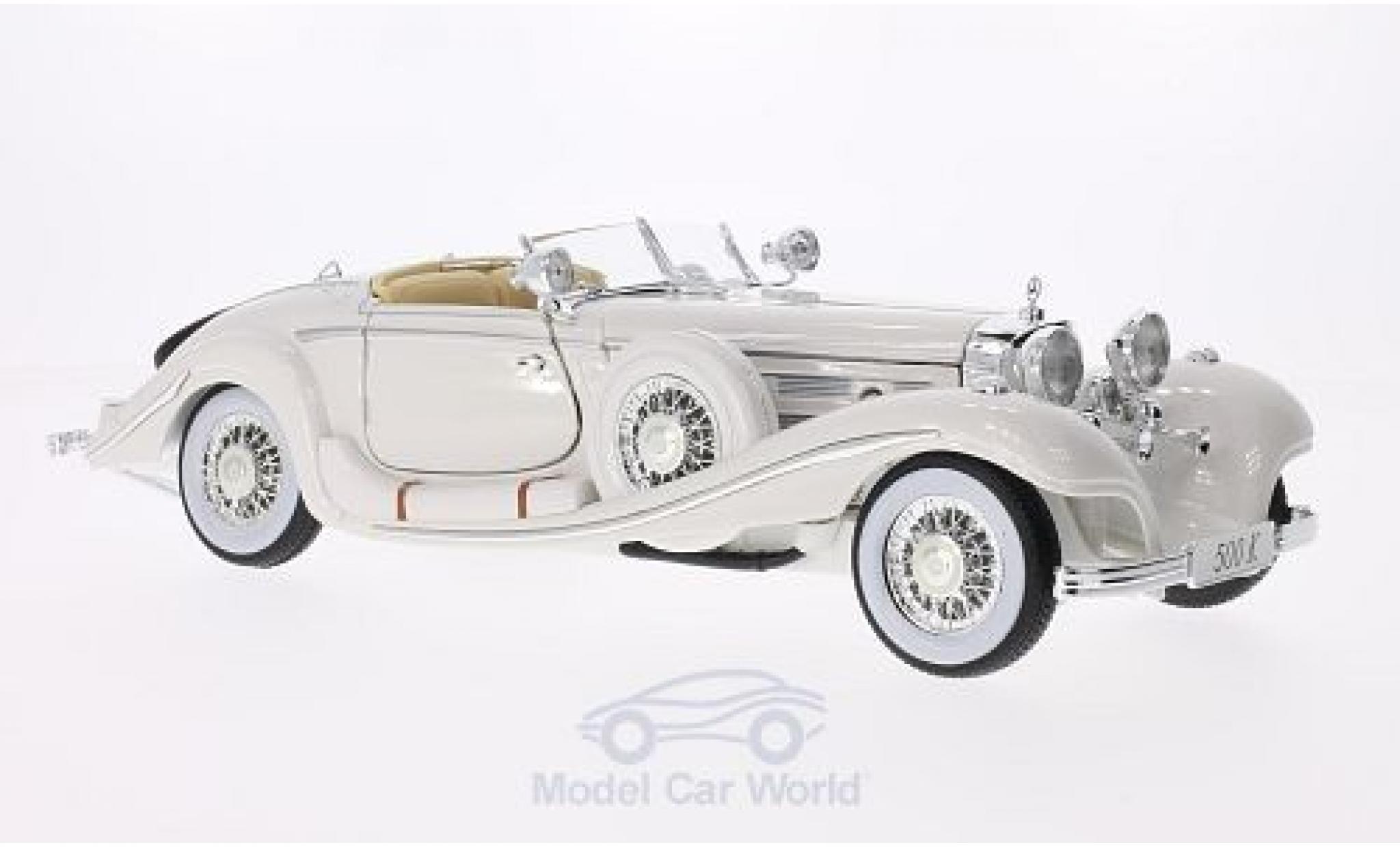 Mercedes 500 1/18 Maisto K Typ Spezial-Roadster wit Maharadjah 1936 modelauto