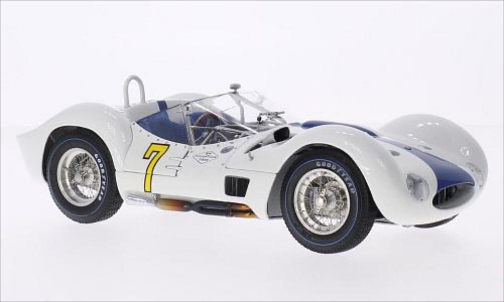 Maserati Tipo 1/18 CMC 61 Birdcage RHD No.7 Gran Premio de Cuba 1960 modelauto