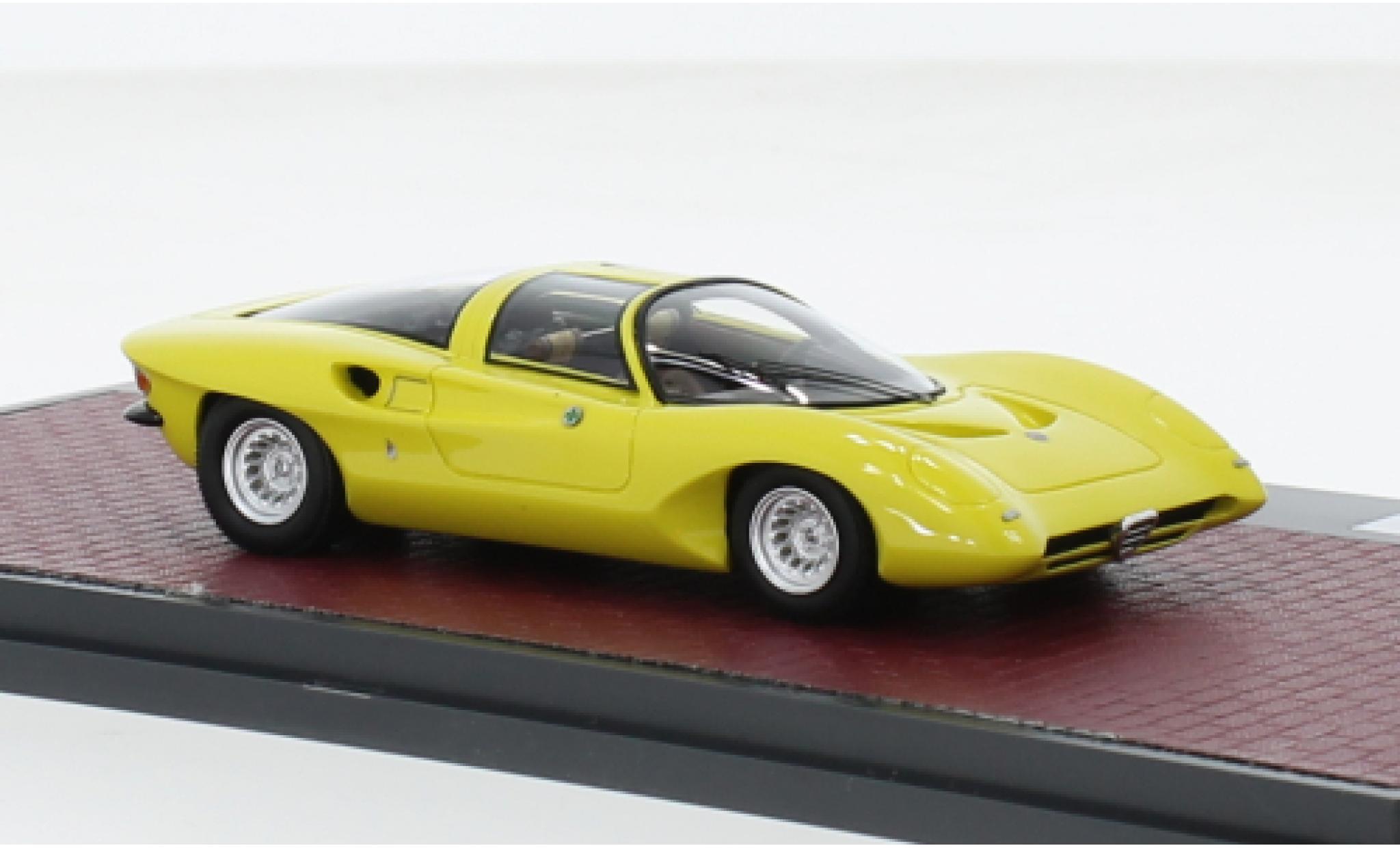 Alfa Romeo 33 1/43 Matrix -2 Coupe Speciale Pininfarina geel 1969 1:43 modelauto