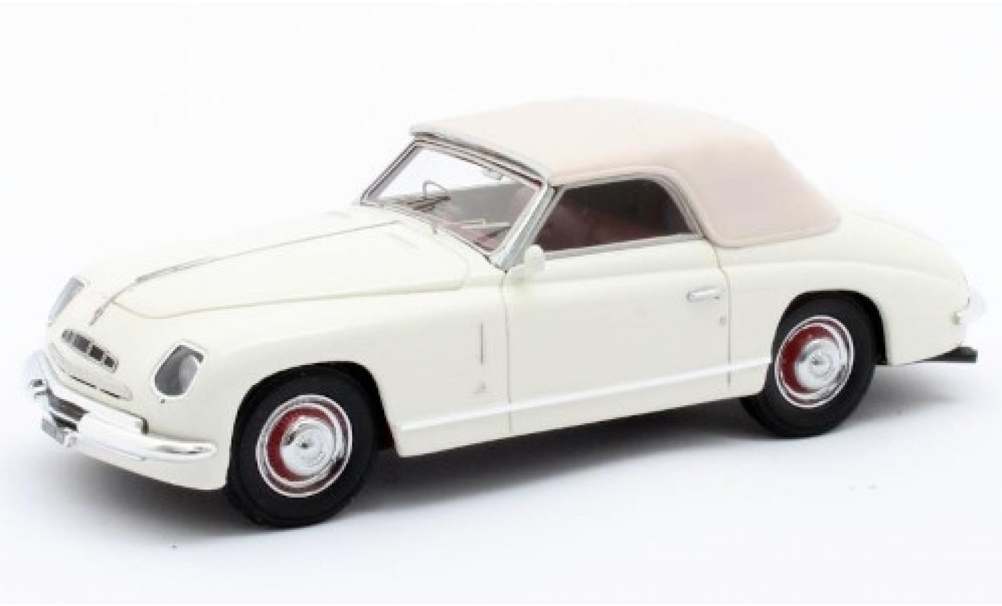 Alfa Romeo 6C 1/43 Matrix 2500 Ghia Cabriolet wit RHD 1947 Verdeck ferm&eacute; modelauto