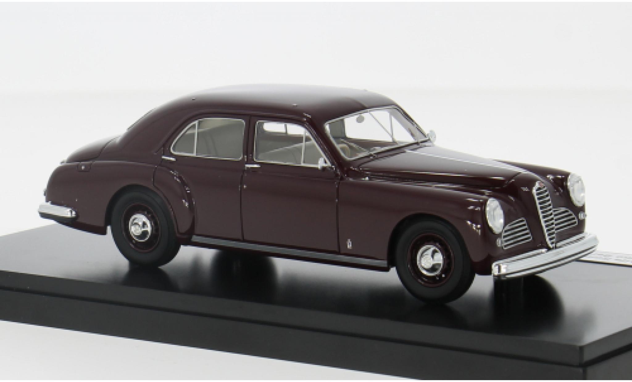 Alfa Romeo 6C 1/43 Matrix 2500 Turismo Berlina rood 1950 1:43 modelauto