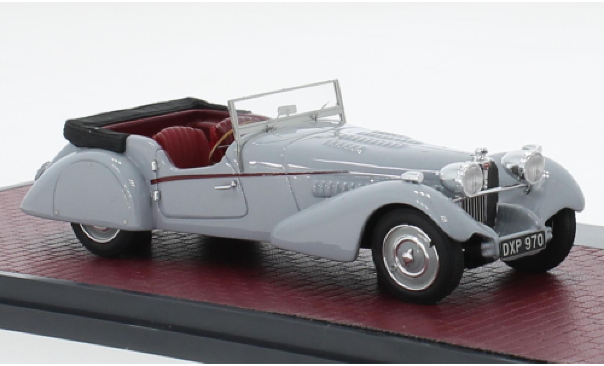 Bugatti 57 1/43 Matrix TSC Sports Tourer Vanden Plas grijs clair RHD 1938 modelauto