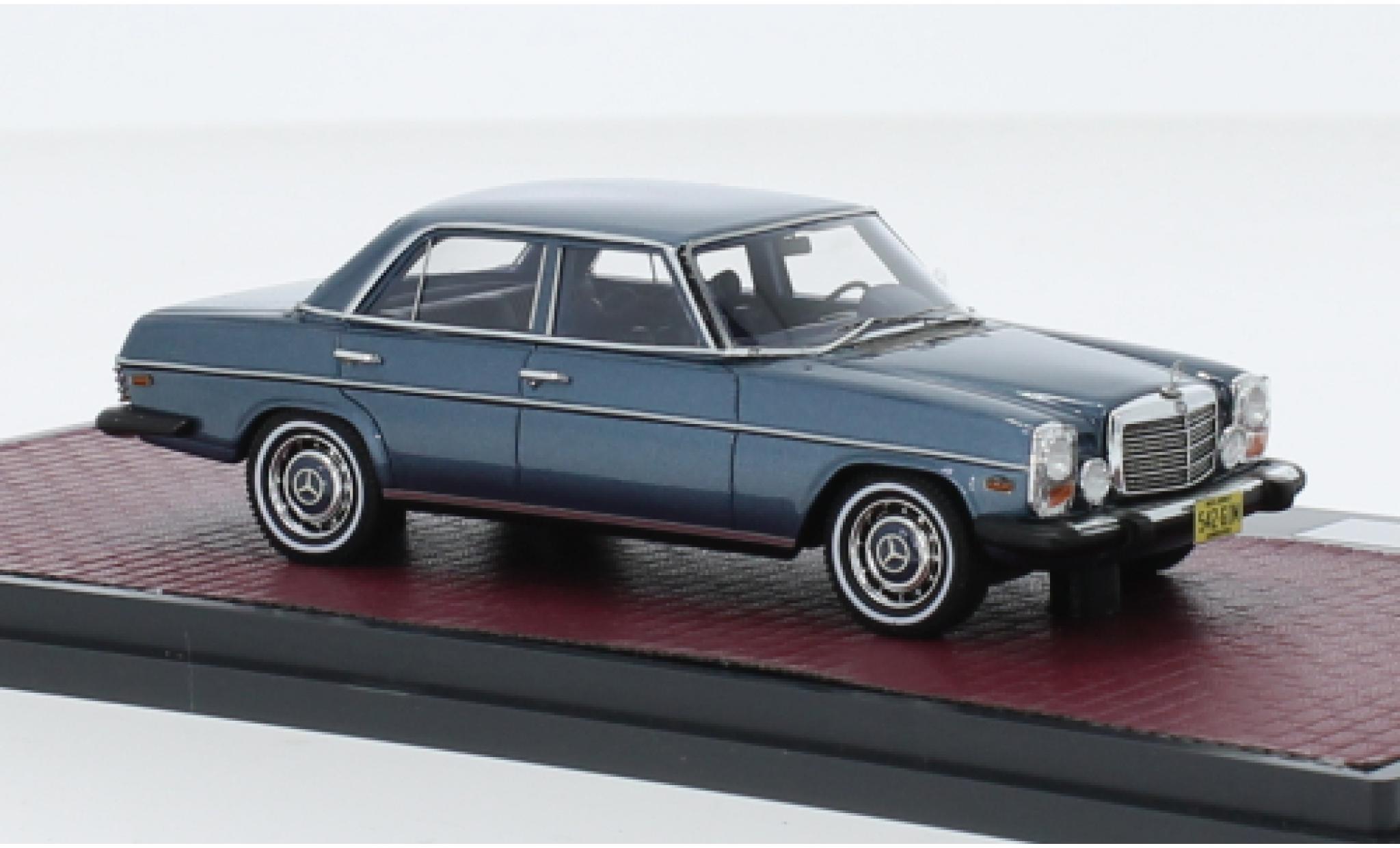 Mercedes 300 1/43 Matrix D (W115) metallic blauw 1974 modelauto