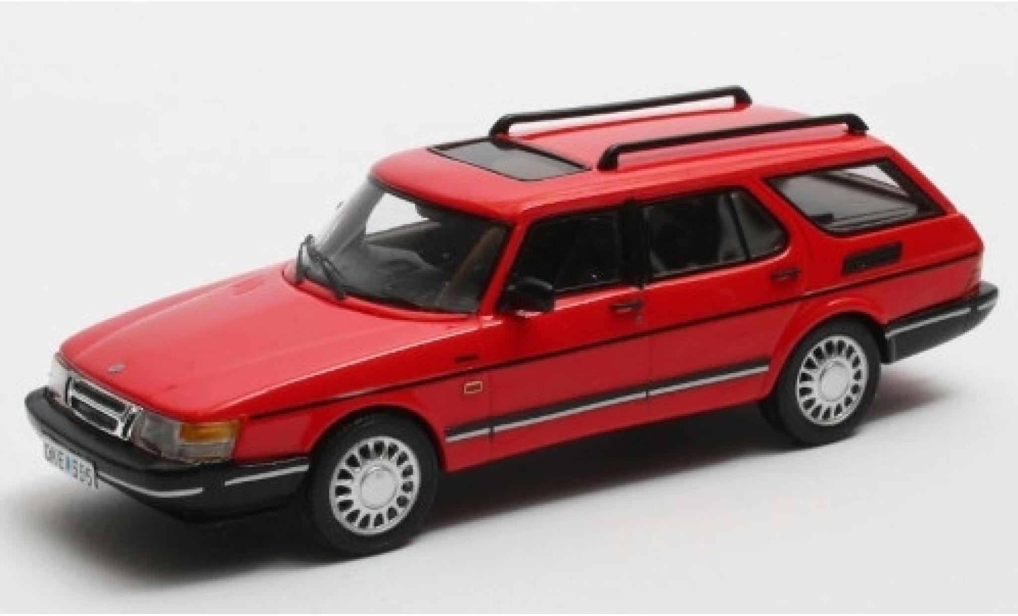 Saab 900 1/43 Matrix Safari rood 1990 modelauto