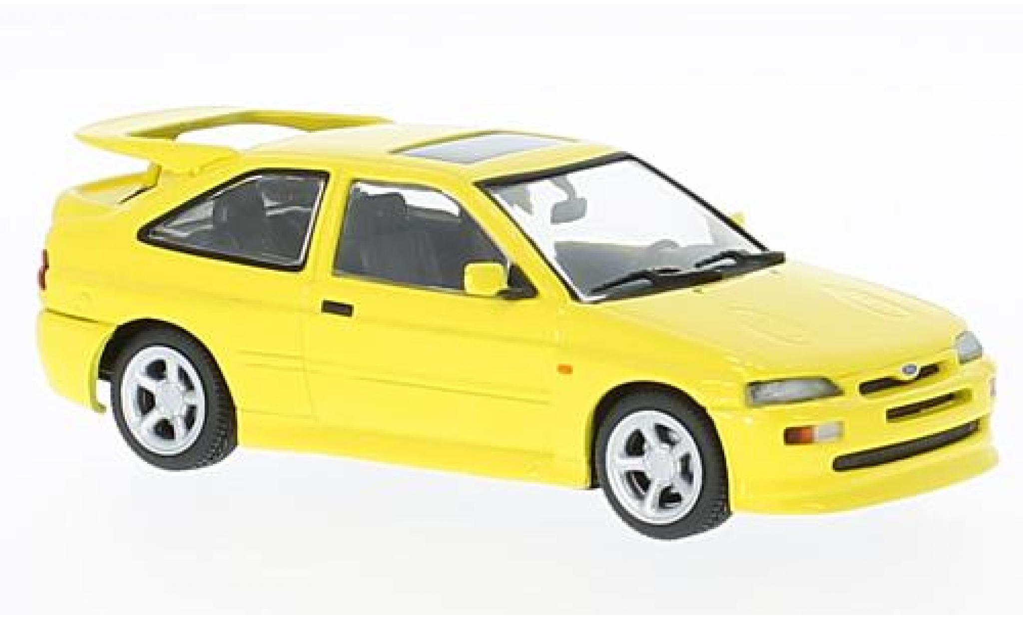 Ford Escort 1/43 Maxichamps RS Cosworth geel 1992 modelauto