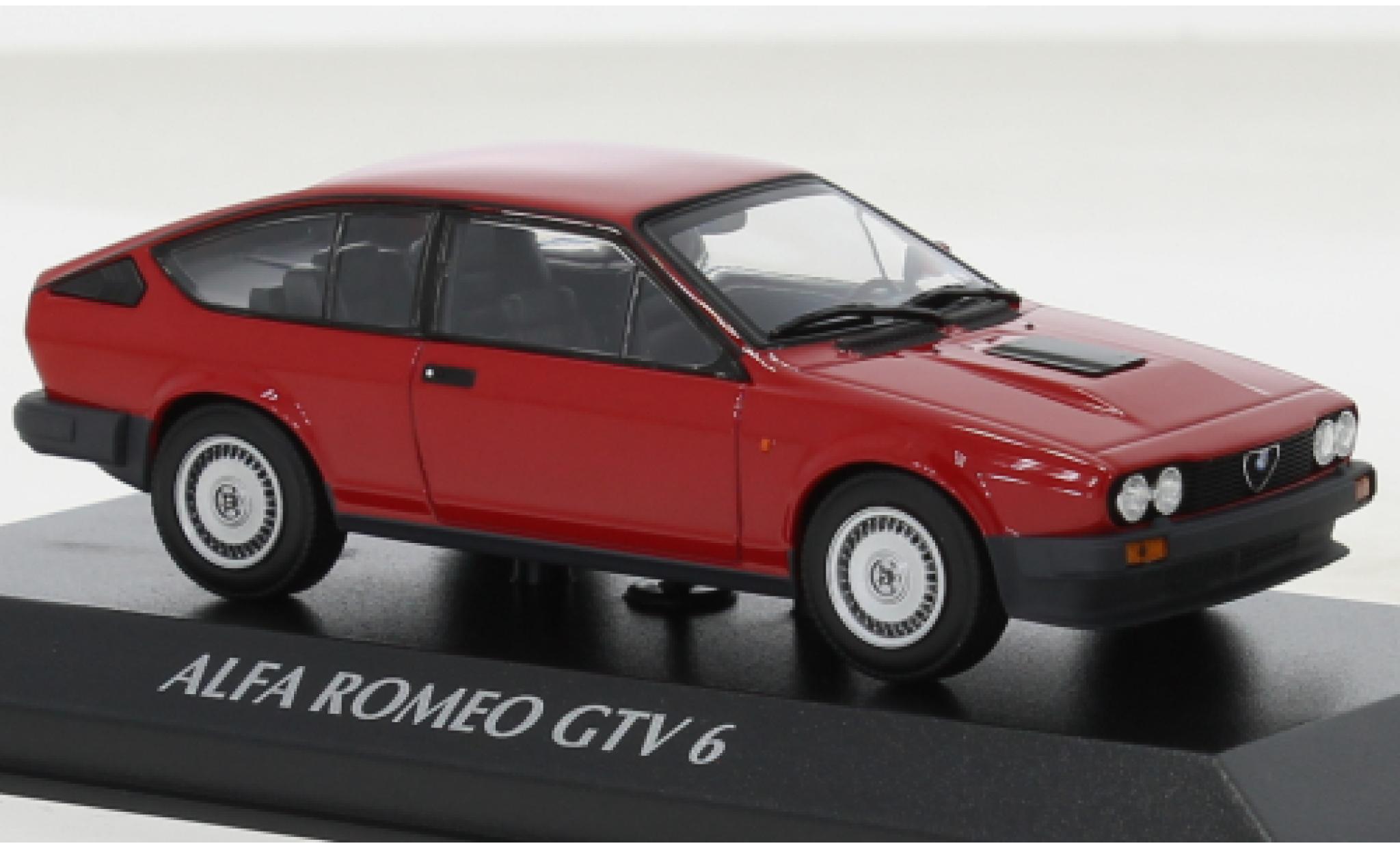 Alfa Romeo GT 1/43 Maxichamps V6 metallic rood 1983 modelauto