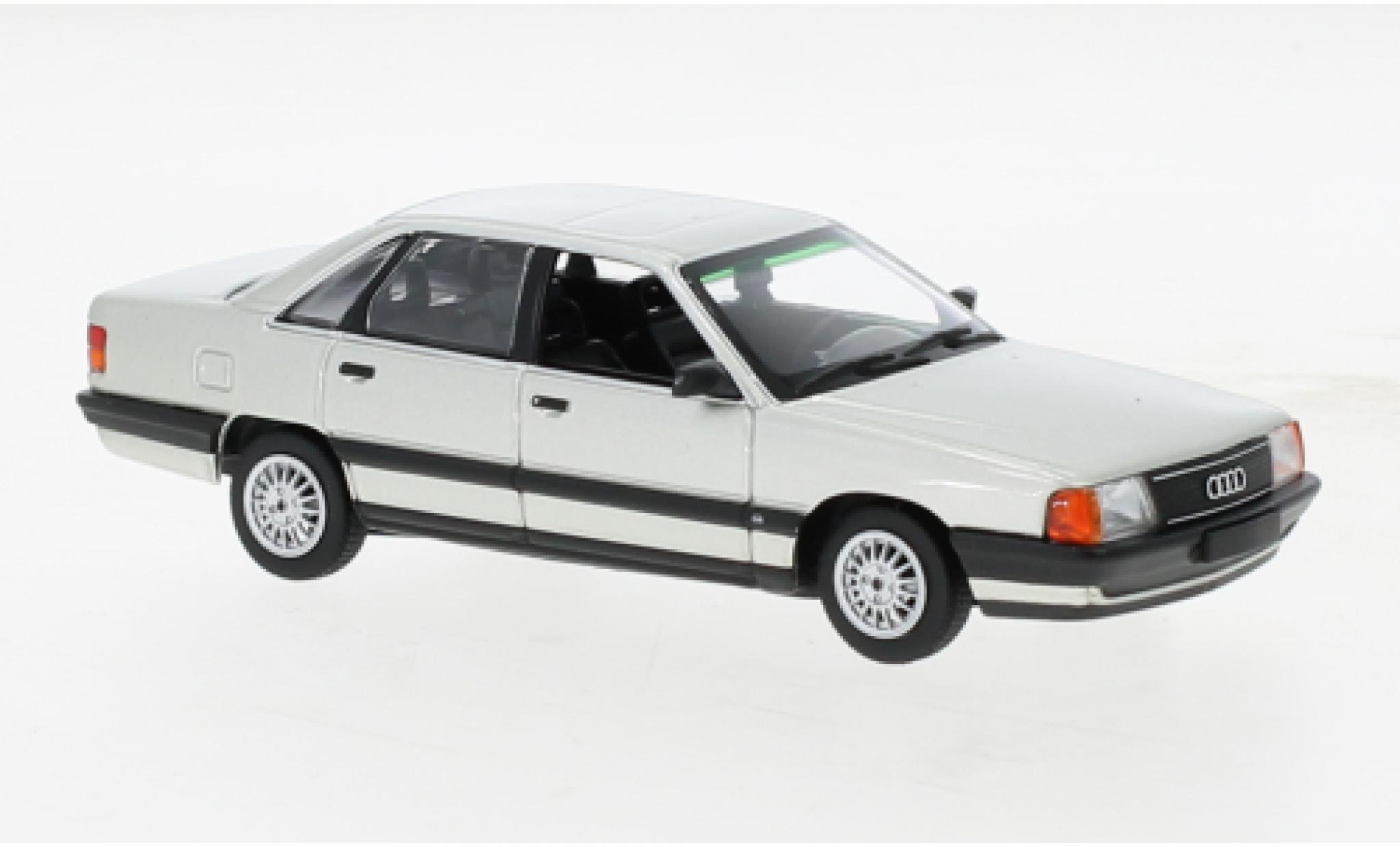 Audi 100 1/43 Maxichamps grijs 1990 modelauto