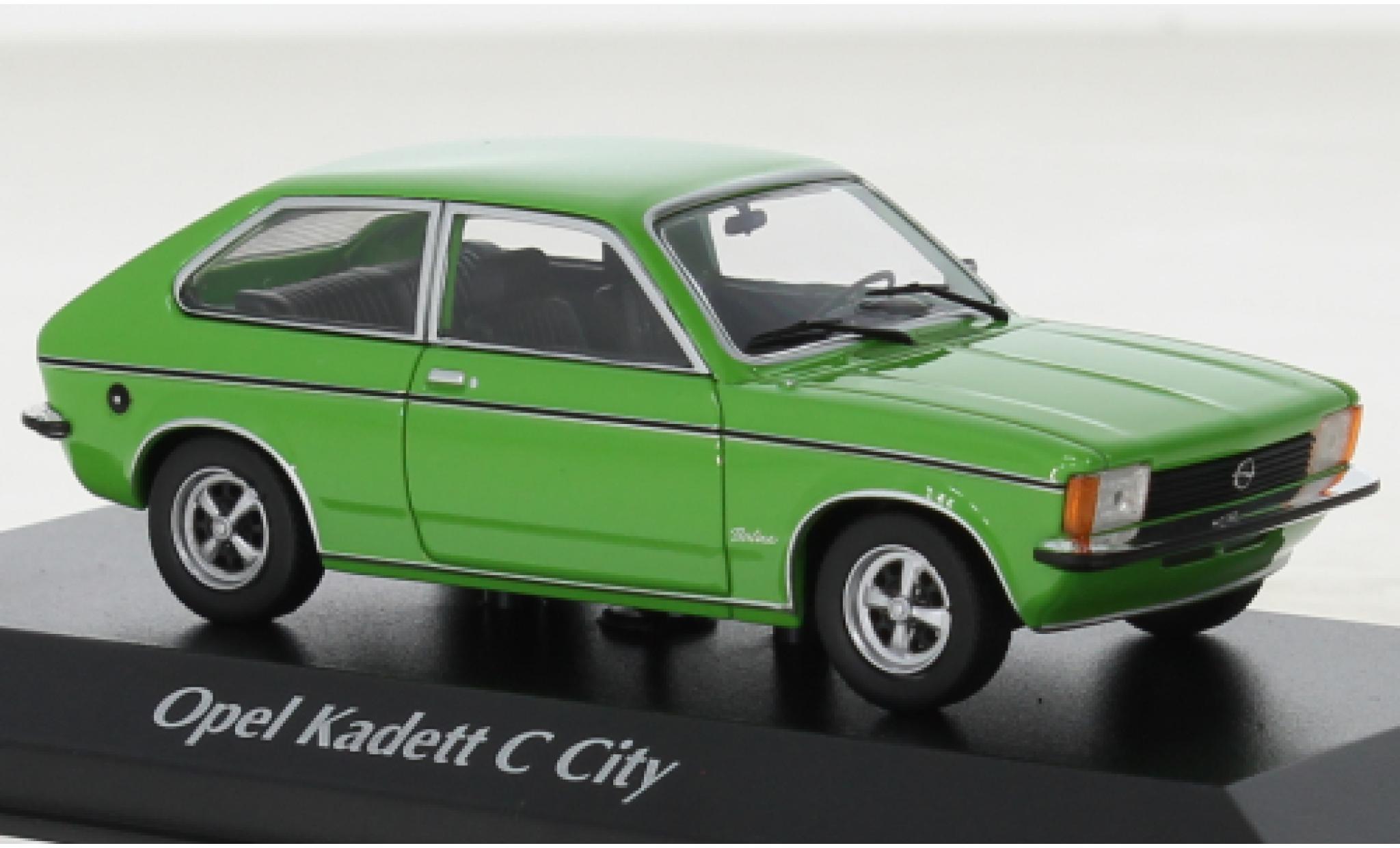 Opel Kadett 1/43 Maxichamps C City groen 1978 modelauto