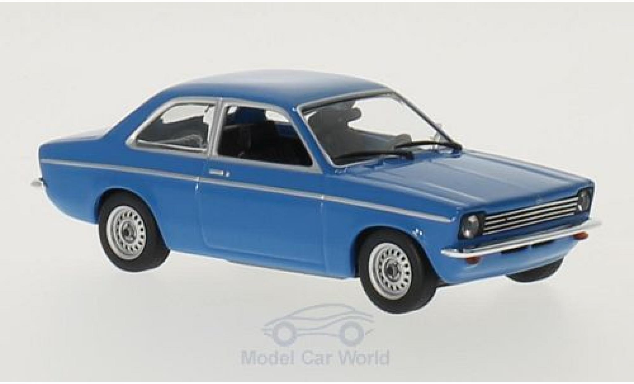 Opel Kadett E 1/43 Maxichamps C blauw 1974 modelauto