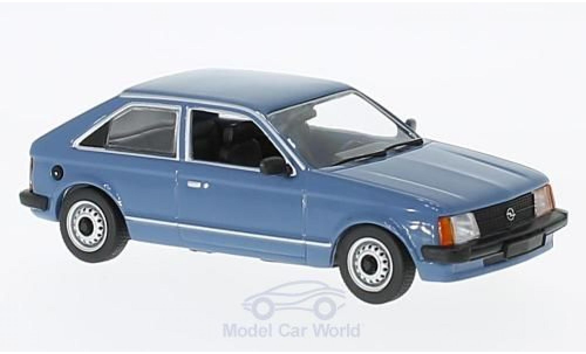 Opel Kadett 1/43 Maxichamps D blauw 1979 modelauto