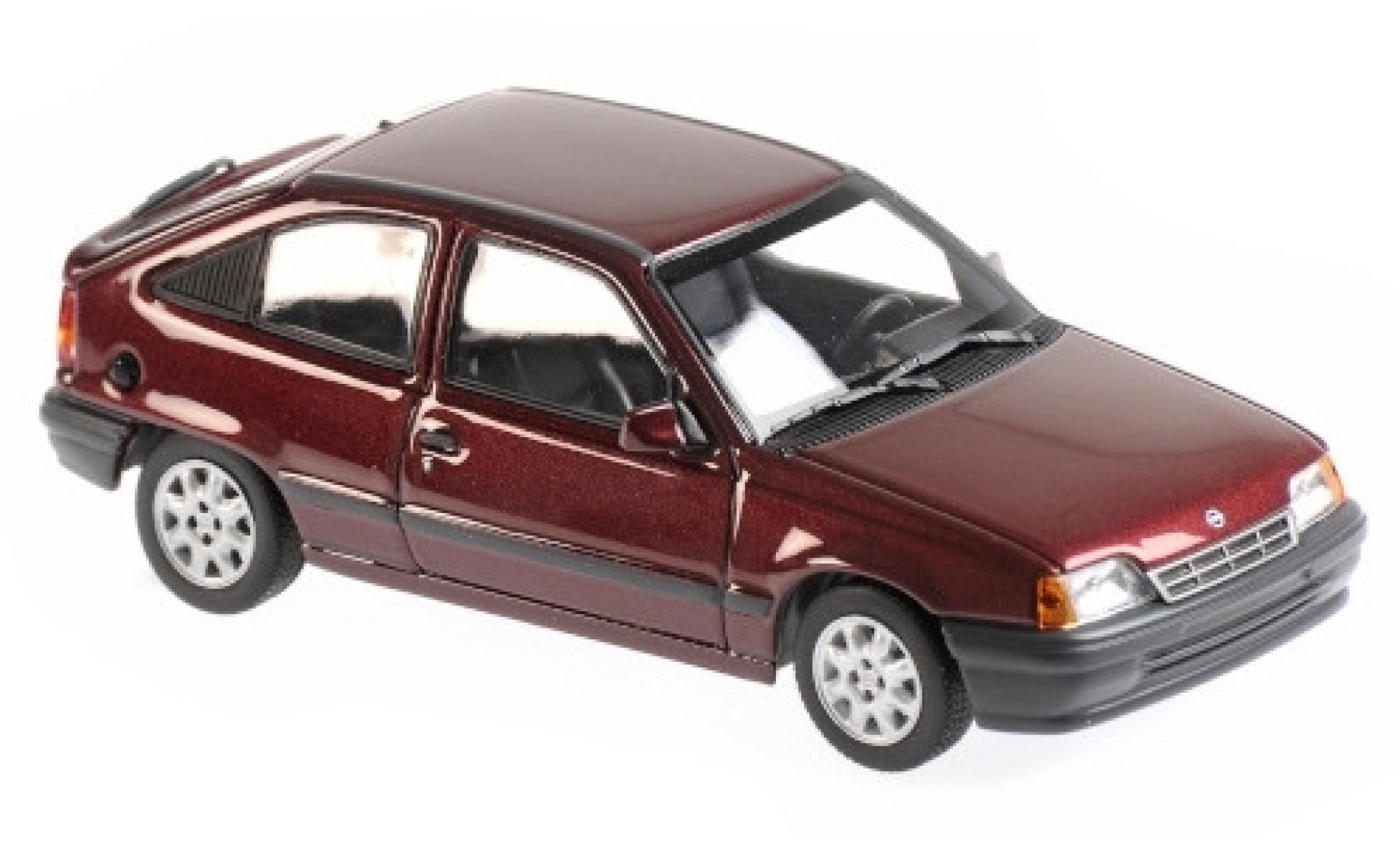 Opel Kadett 1/43 Maxichamps E 1.8i metallic rood 1990 modelauto
