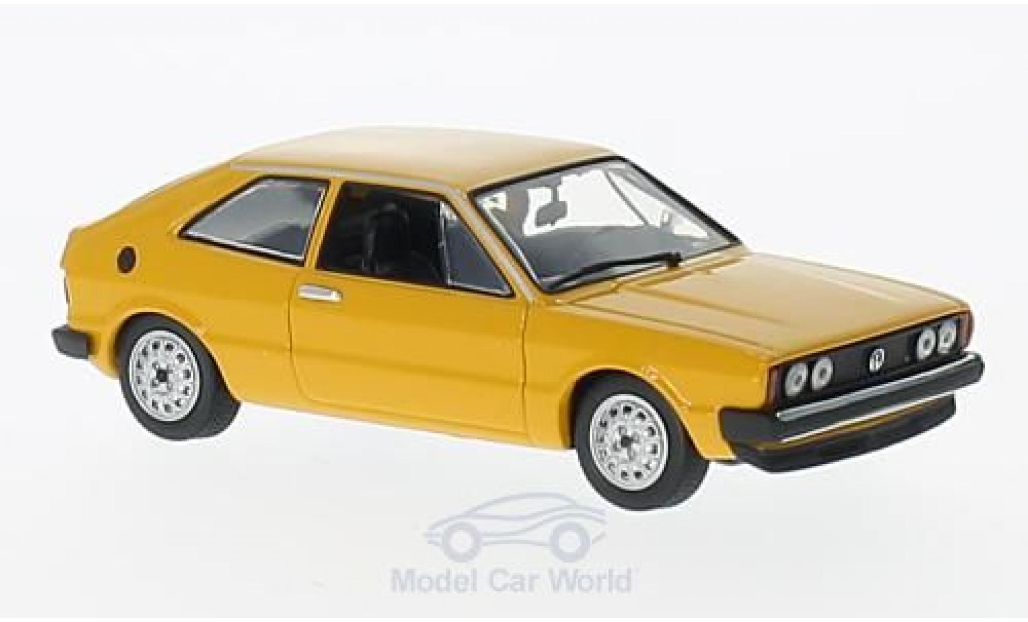Volkswagen Scirocco 1/43 Maxichamps geel 1974 modelauto