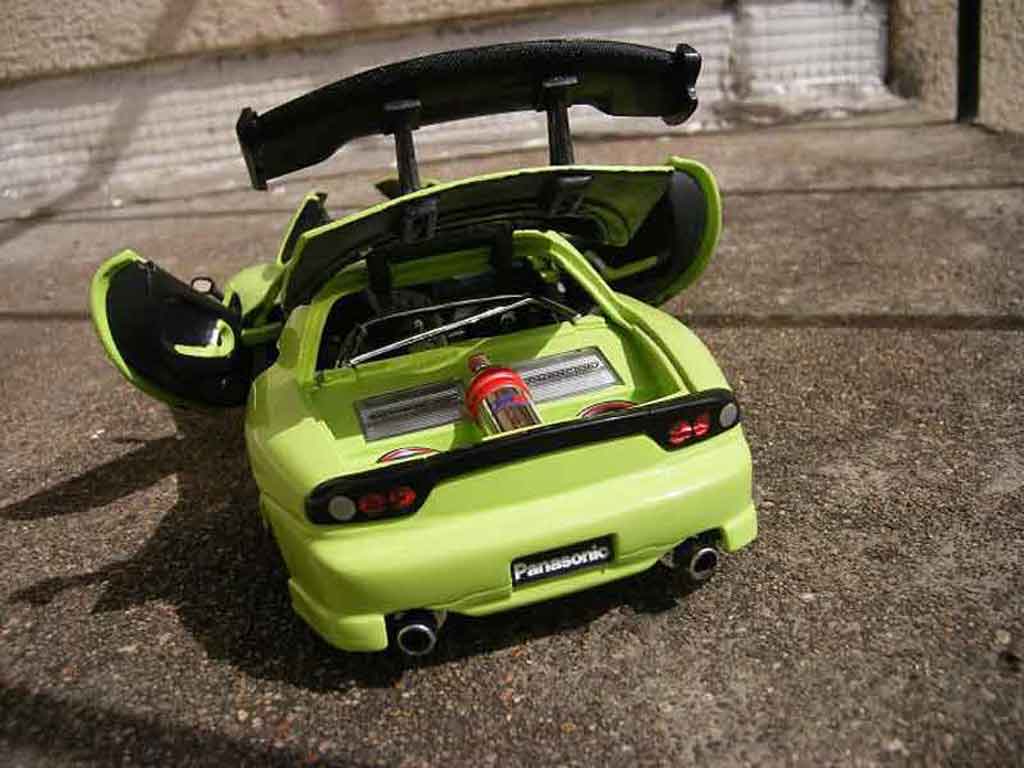 Mazda RX7 Base groen 1/18 Jada Toys
