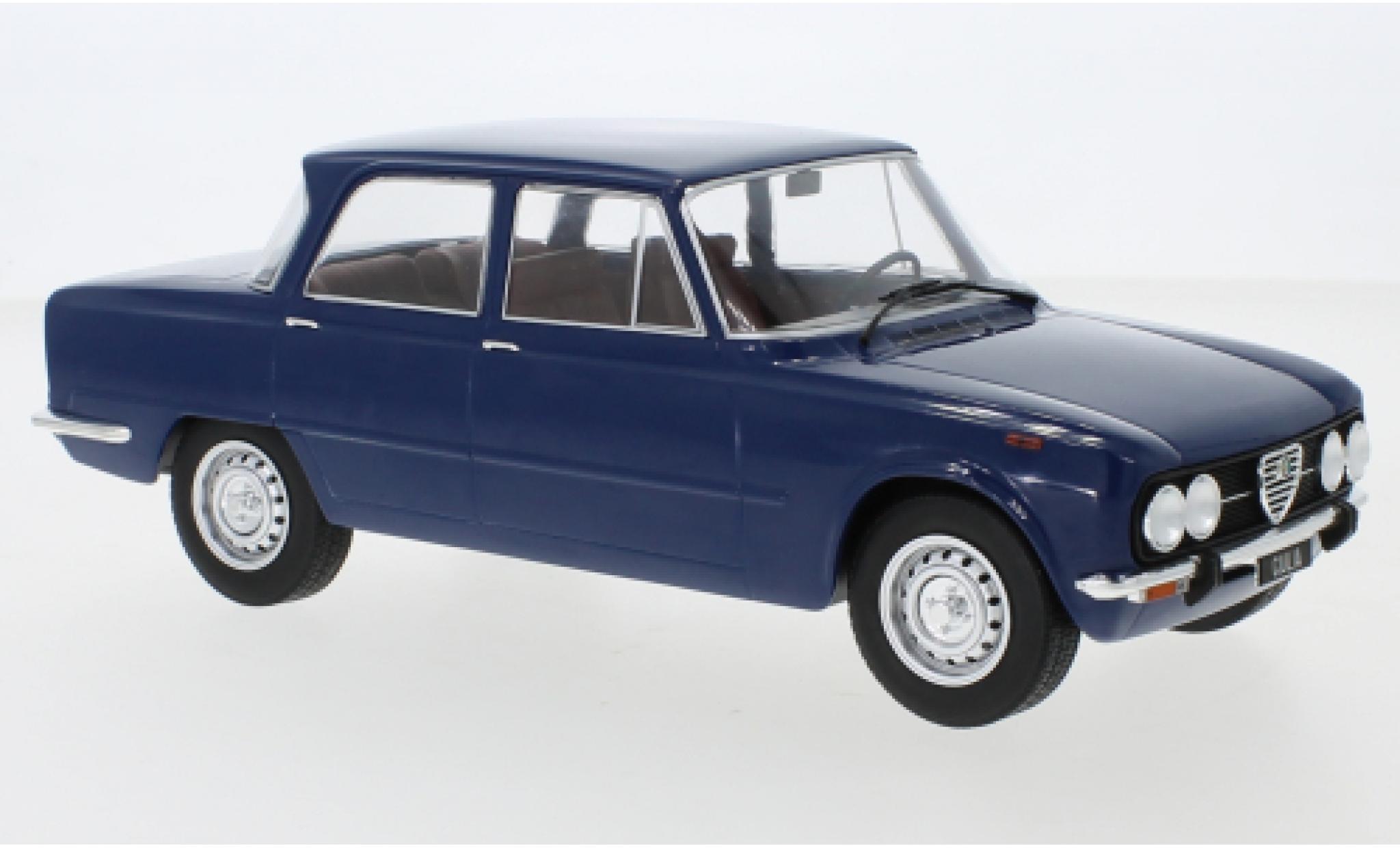 Alfa Romeo Giulia 1/18 MCG Nuova Super blauw 1974 modelauto