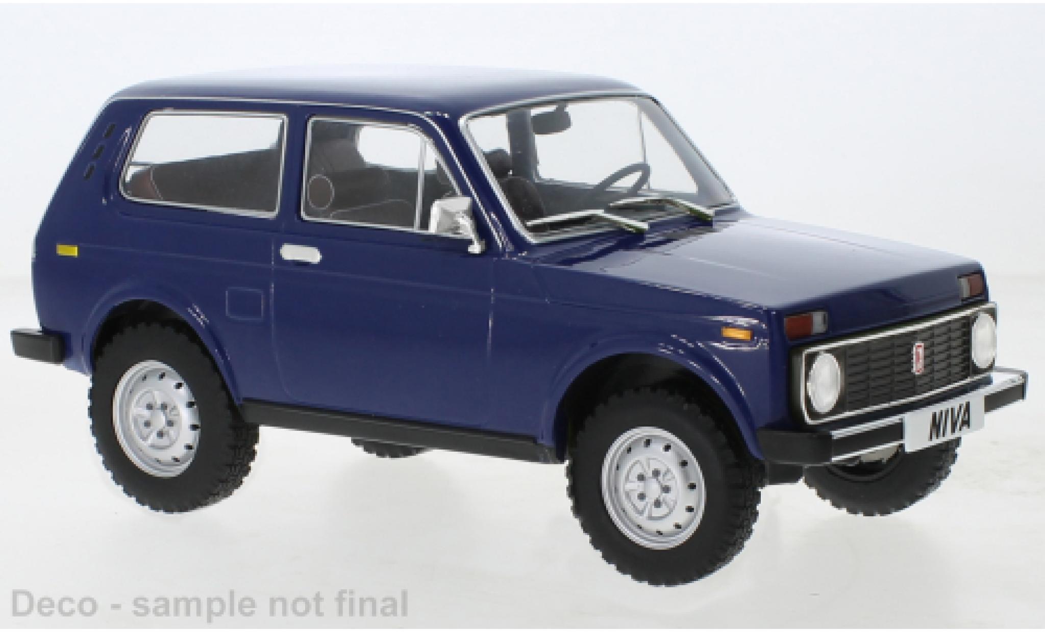 Lada Niva 1/18 MCG blauw fonc&eacute; 1976 modelauto