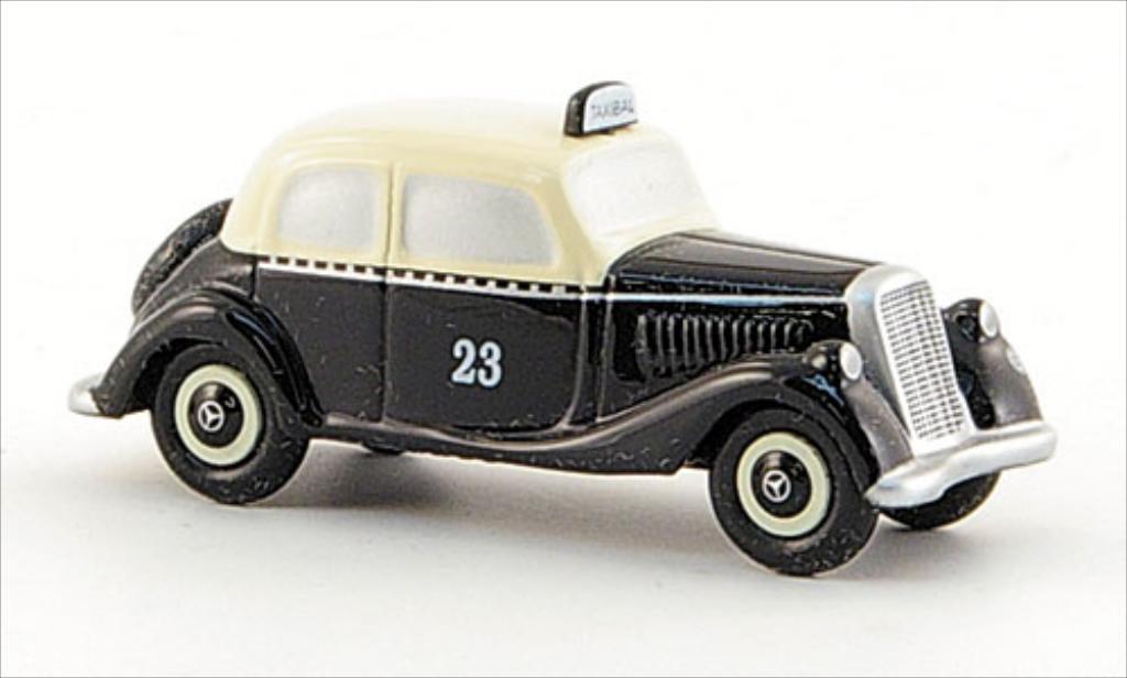 Mercedes 170 1/90 Schuco V modelauto