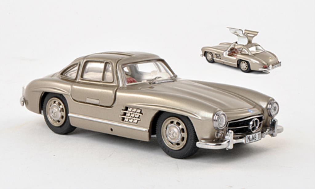 Mercedes 300 SL 1/43 Schuco SL beige-grijs modelauto