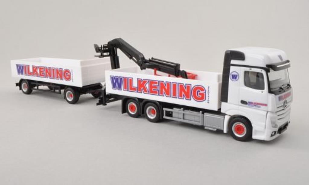 Mercedes Actros 1/87 Herpa Bigspace-Pr-Zug mit Ladekran Wilkening modelauto