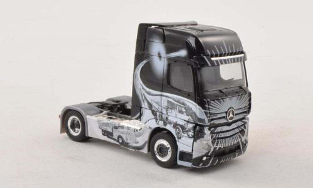Mercedes Actros 1/87 Herpa Gigaspace Zugmaschine MB Italia (I) modelauto
