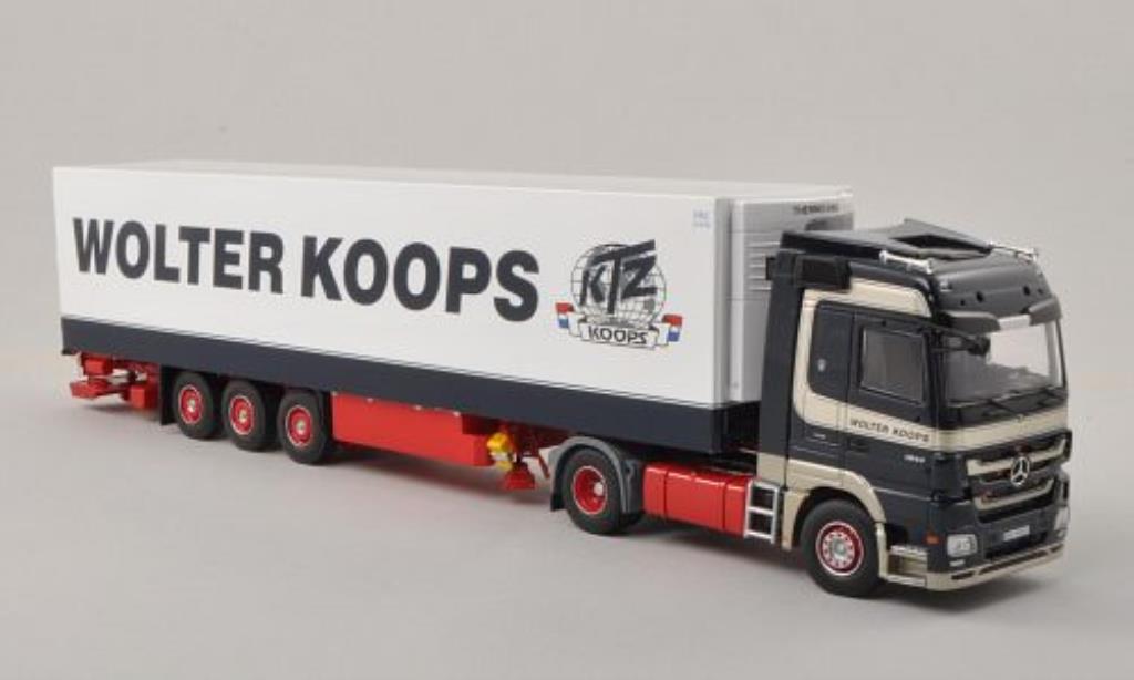 Mercedes Actros 1/50 Tekno LH MP3 Wolter Koops (NL) Kuhlkoffer-SZ modelauto
