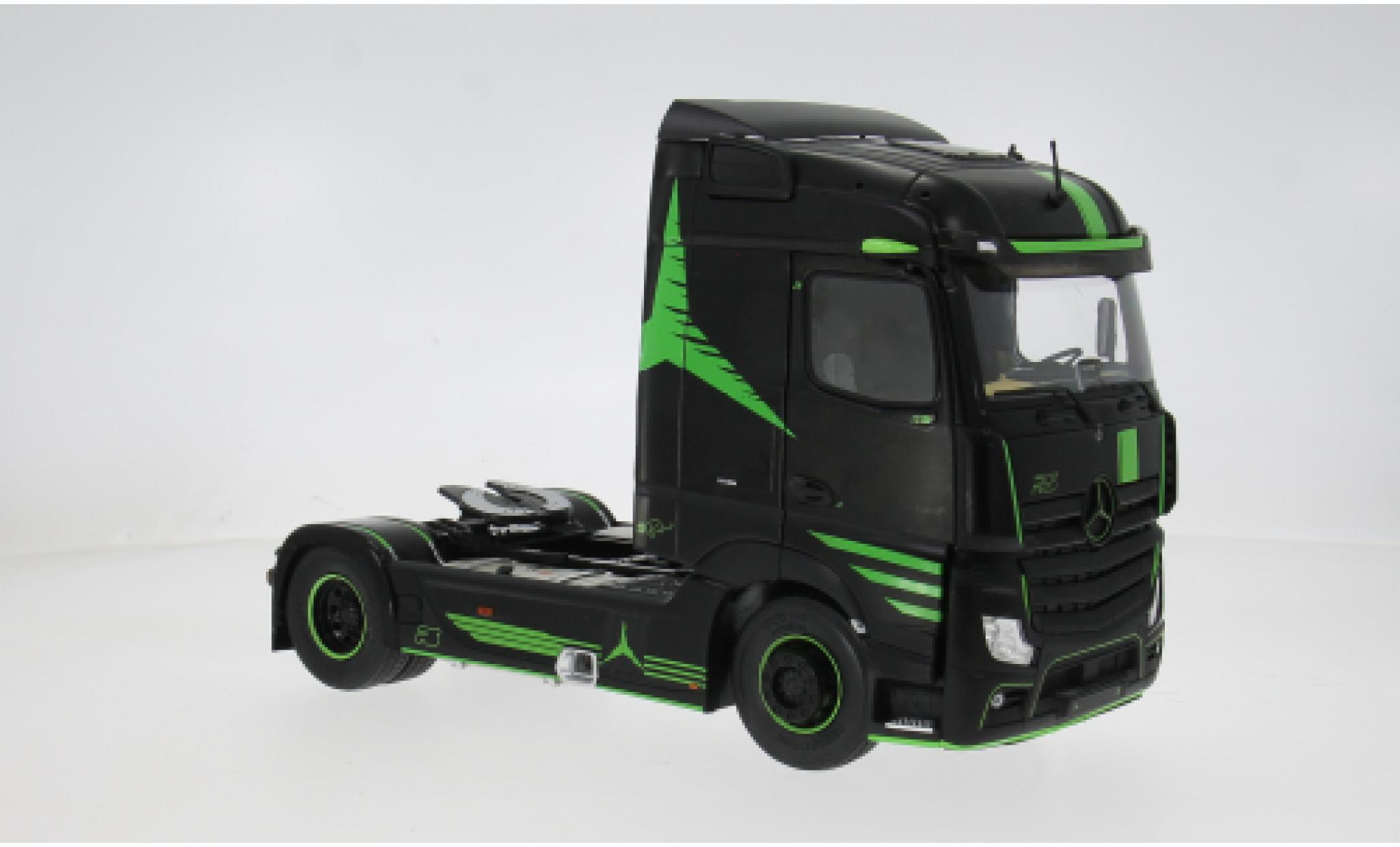 Mercedes Actros 1/24 Solido R5 zwart/groen 1:24 modelauto
