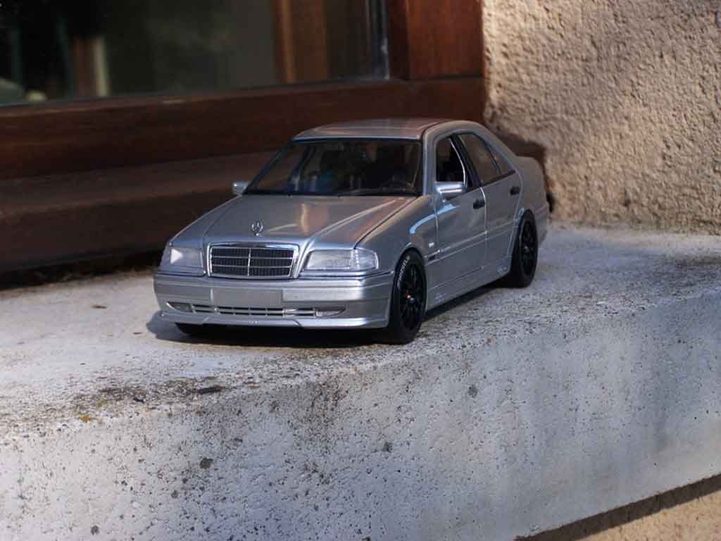 Mercedes Classe C AMG 36 grijs jantes bbs 1/18 Ut Models