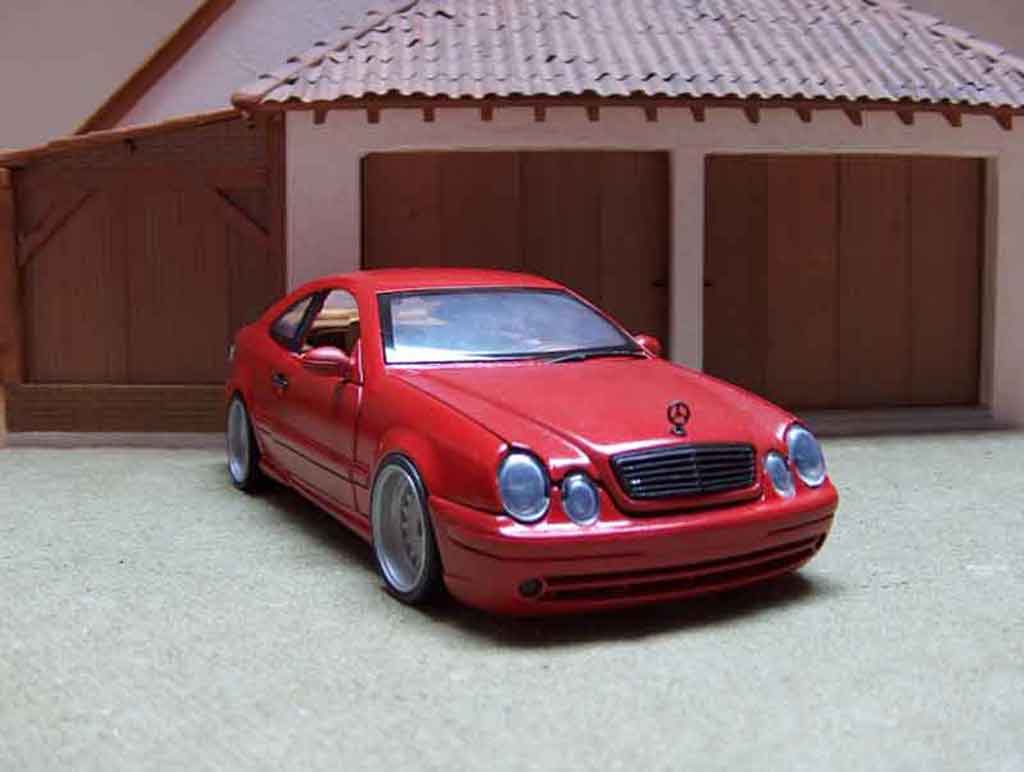 Mercedes Classe CL AMG K german look rood candy 1/18 Anson