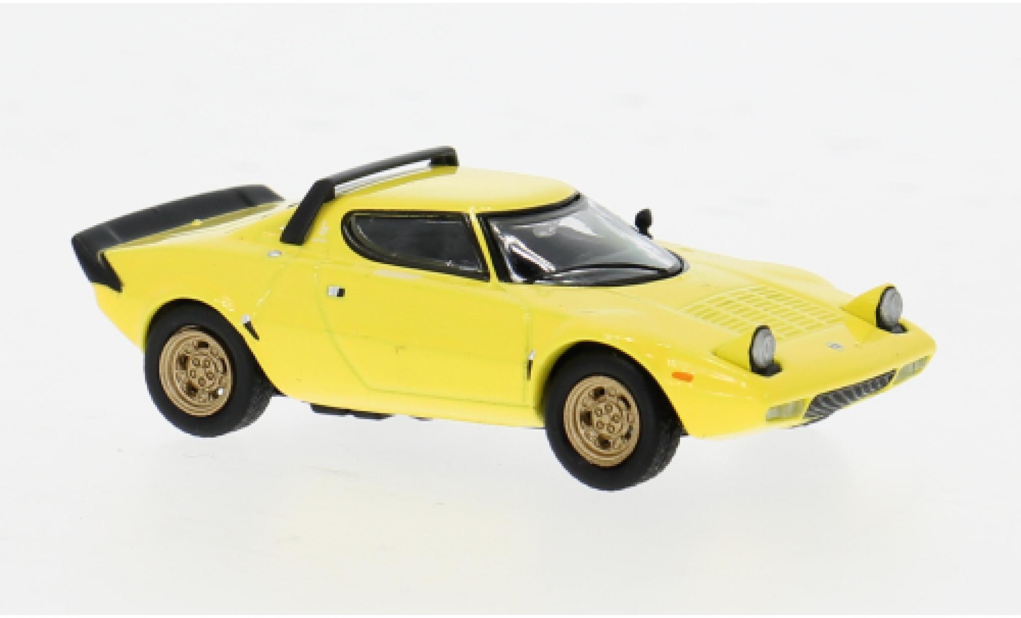 Lancia Stratos 1/64 Mini GT HF Stradale geel 1:64 modelauto