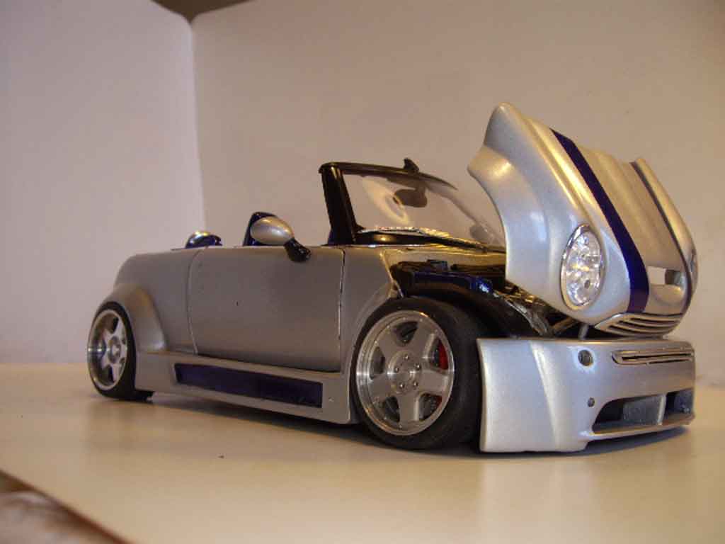 Mini Cooper S kit carrosserie complet koenigseder 1/18 Welly
