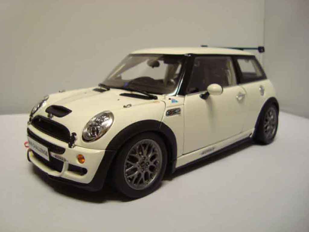 Mini Cooper JCW challenge s 1/18 Kyosho