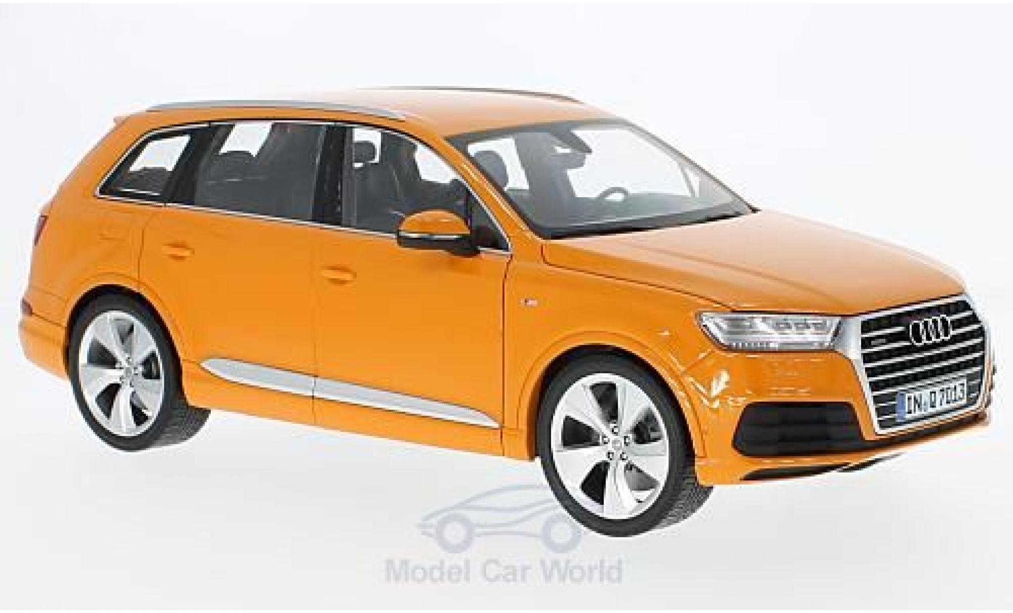Audi Q7 1/18 Minichamps oranje 2015 modelauto