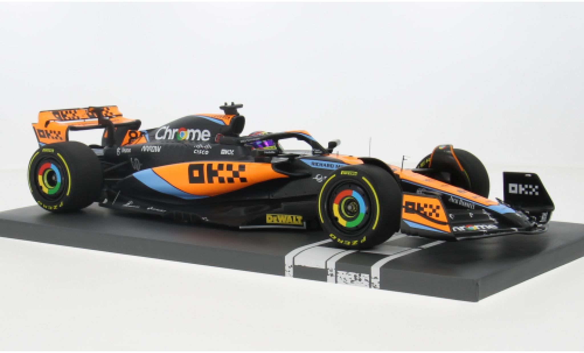 McLaren F1 1/18 Minichamps MCL60 No.81 Team Formel 1 GP Ungarn 2023 1:18 modelauto